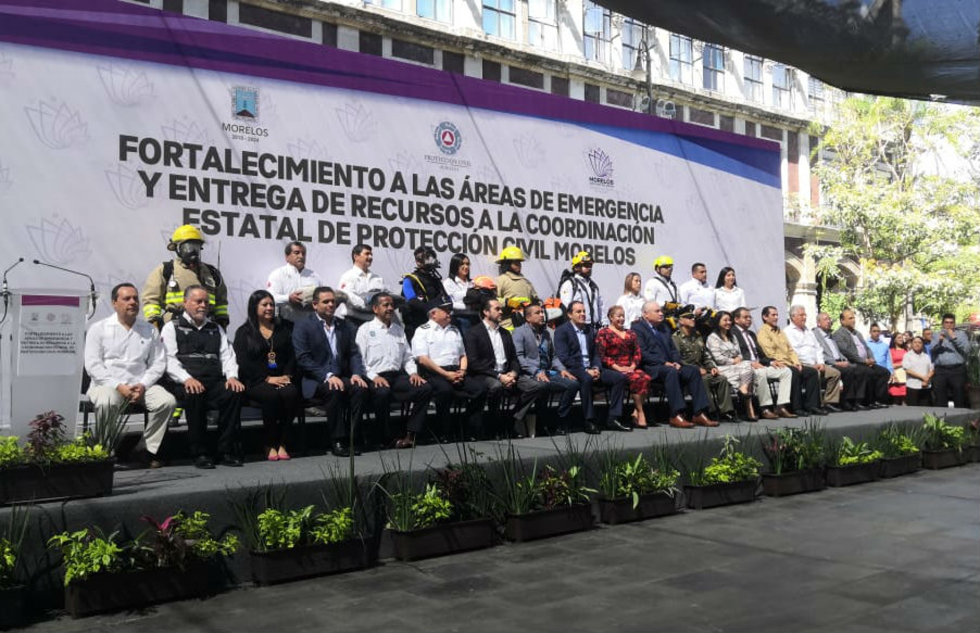 Preside gobernador acto oficial de fortalecimiento a las áreas de emergencia