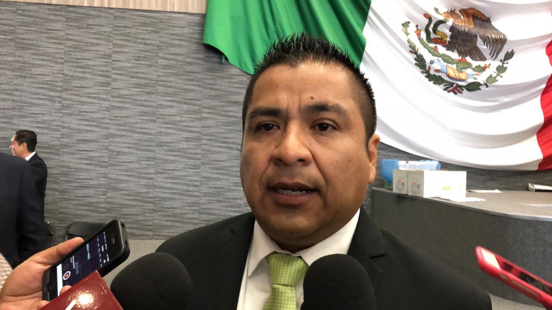 Afirma diputado que FECC tiene elementos para que se castigue a ex legisladores