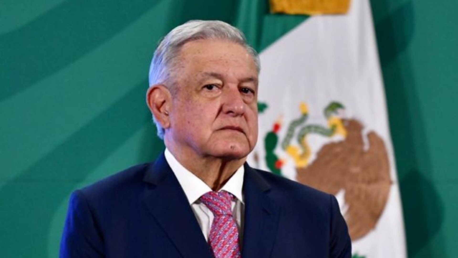 AMLO no usará cubrebocas; "ya no contagio"