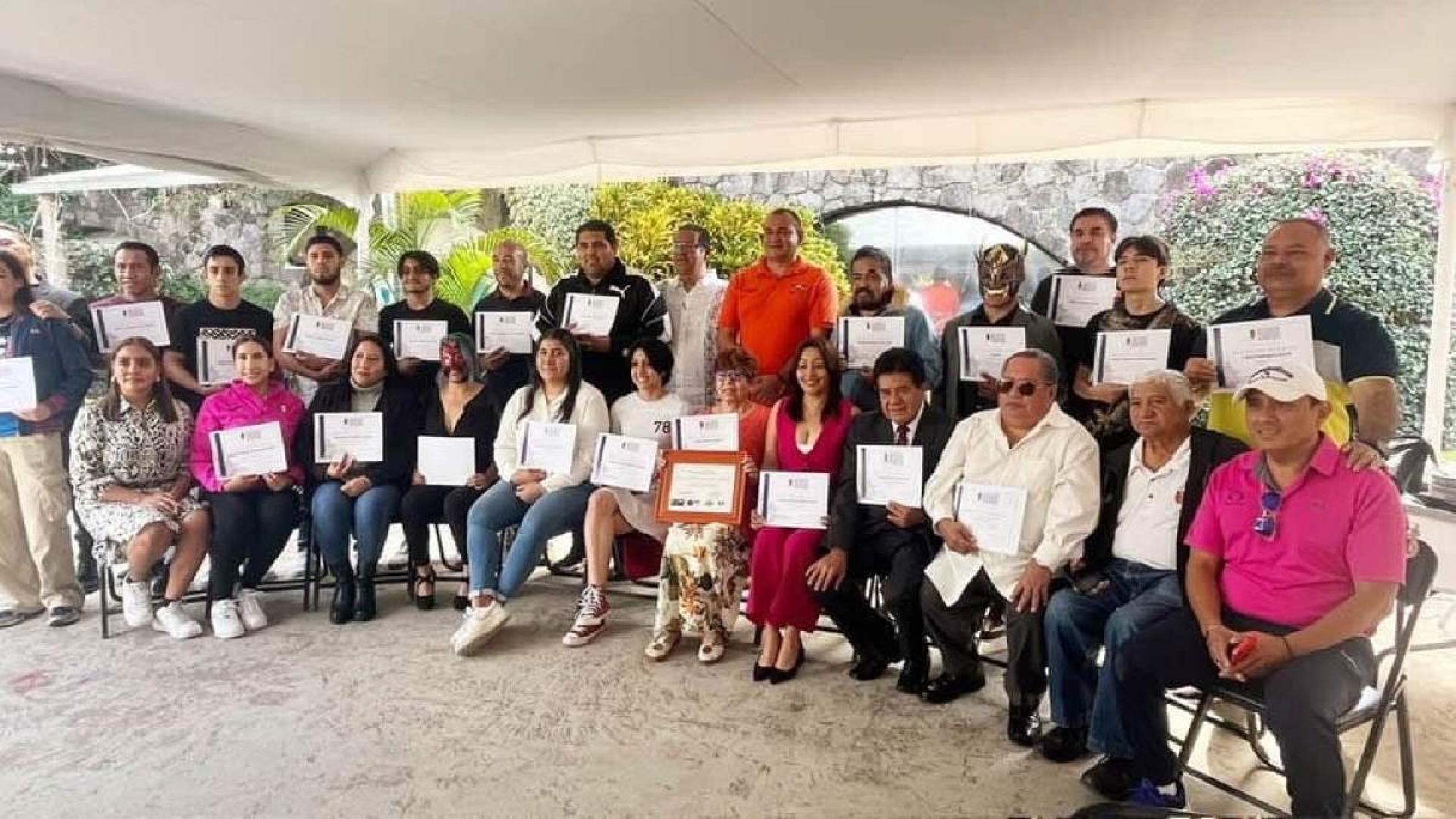 Amorcrode reconoce a atletas, entrenadores y periodistas de la fuente deportiva