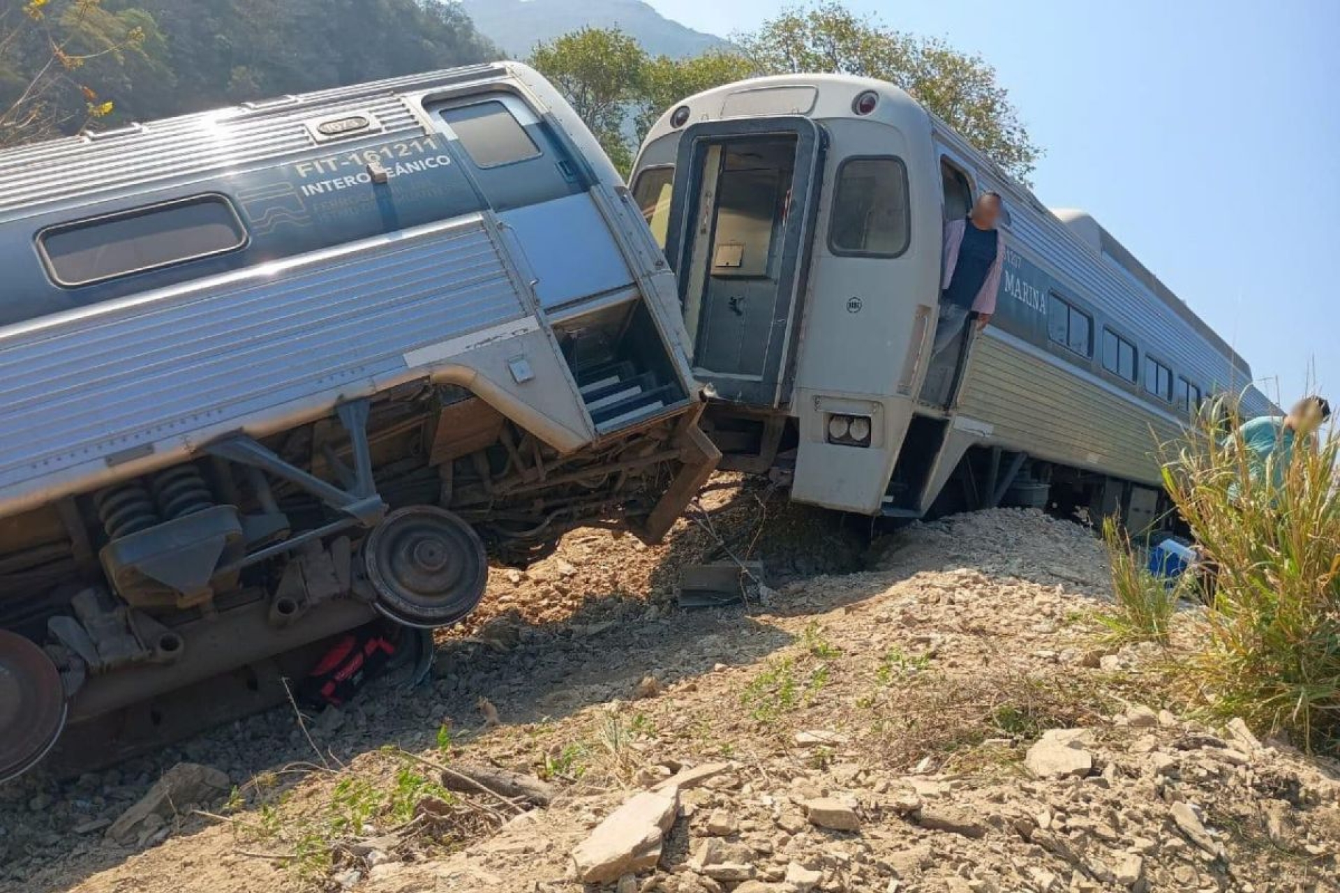 Descarrilamiento del Tren Interoceánico en Oaxaca deja 13 muertos