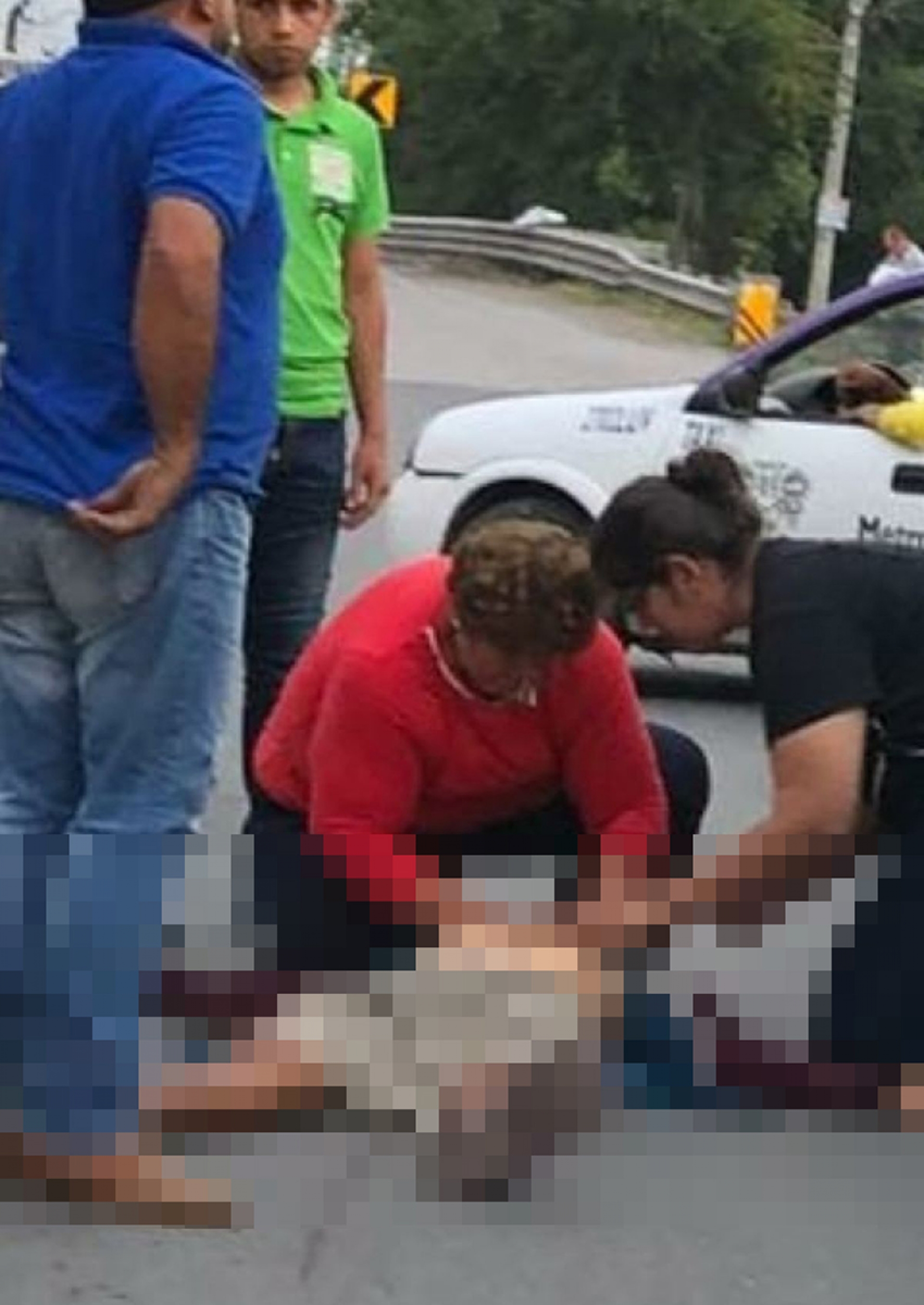 Fue atropellado al intentar cruzar la autopista