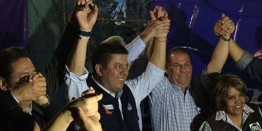 Se registra Javier Bolaños como precandidato a la alcaldía de Cuernavaca