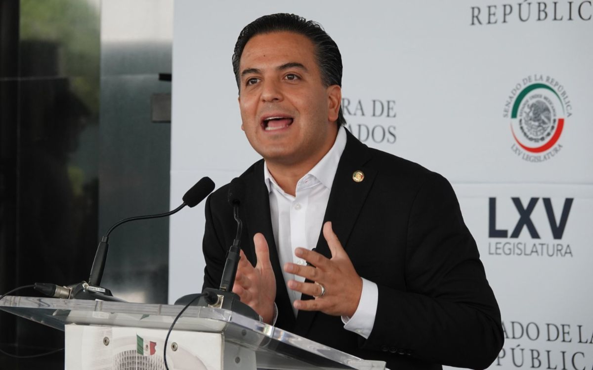 Damián Zepeda advierte al PAN: 'se reinventa o muere como opción política'