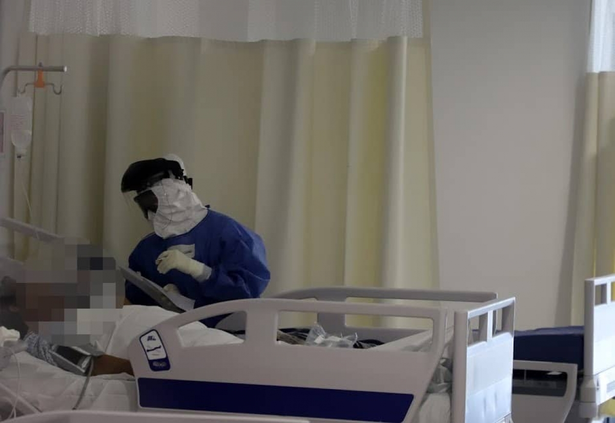 Michoacán pone en cuarentena un buque con 13 tripulantes positivos a COVID-19
