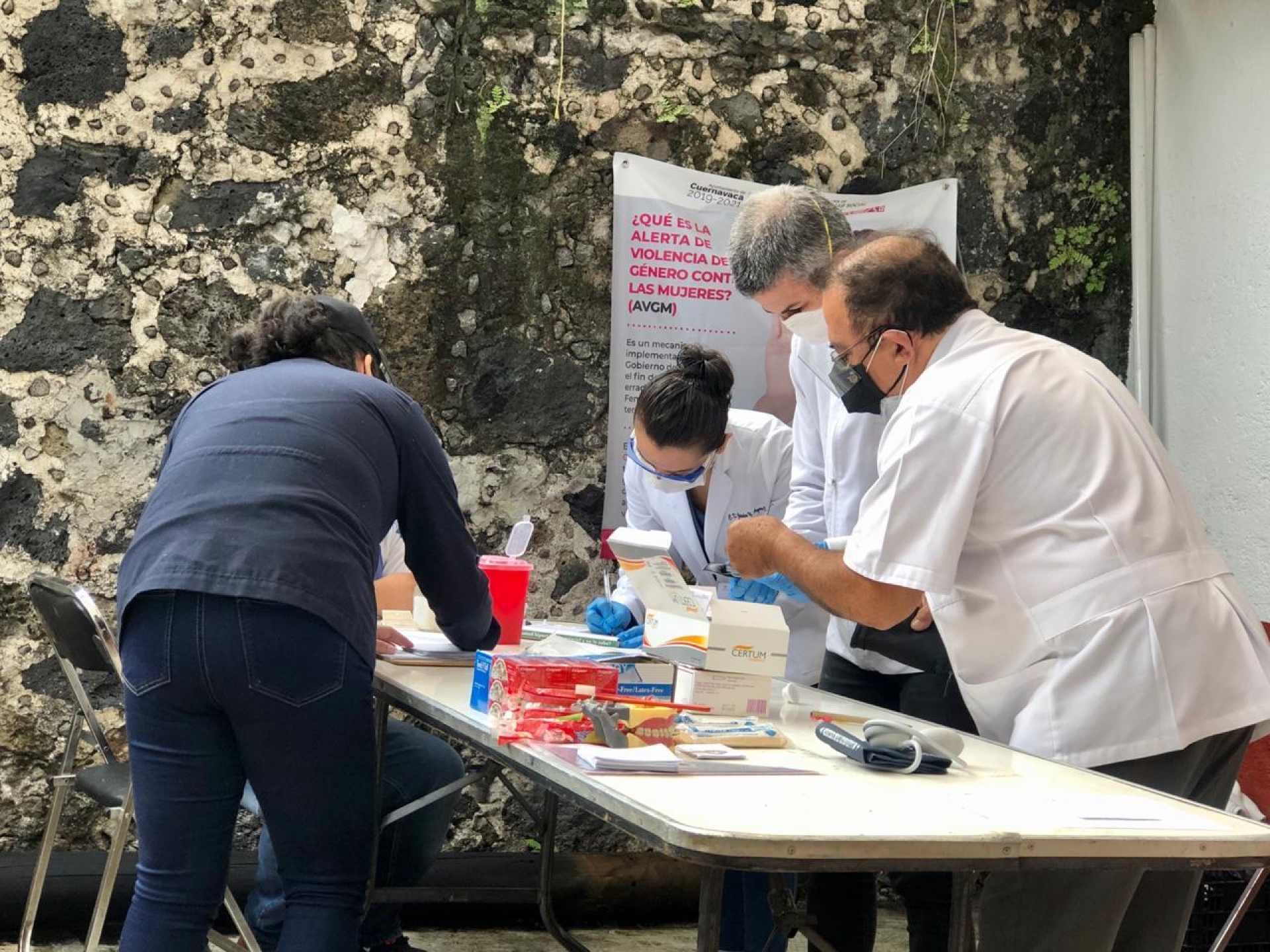 Ante semáforo amarillo, intensifica ayuntamiento capitalino jornadas de salud