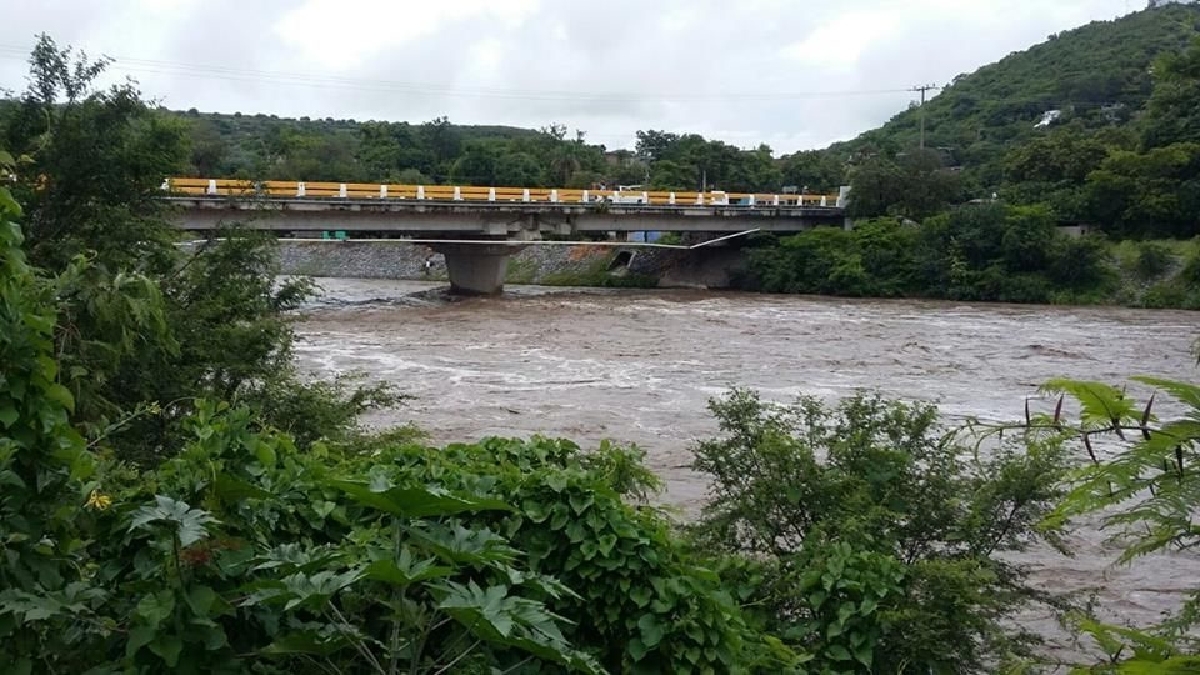 Monitorean  niveles del río Amacuzac