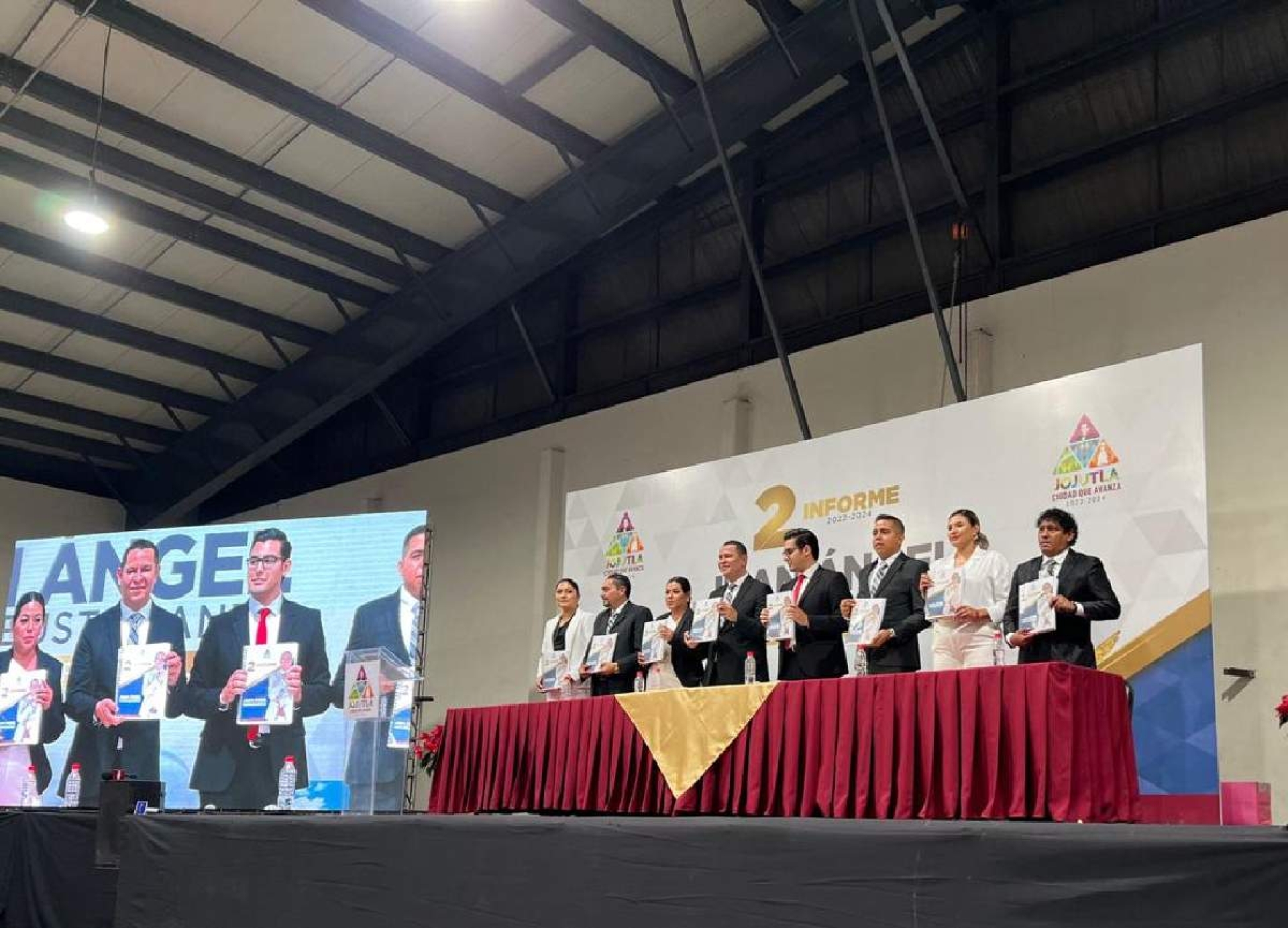 Alcalde de Jojutla rinde su segundo informe de gobierno