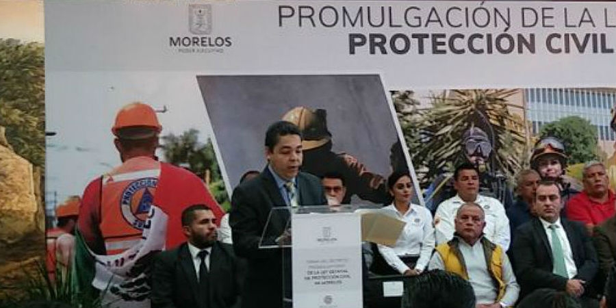 Firman decreto de promulgación de la Ley Estatal de Protección Civil