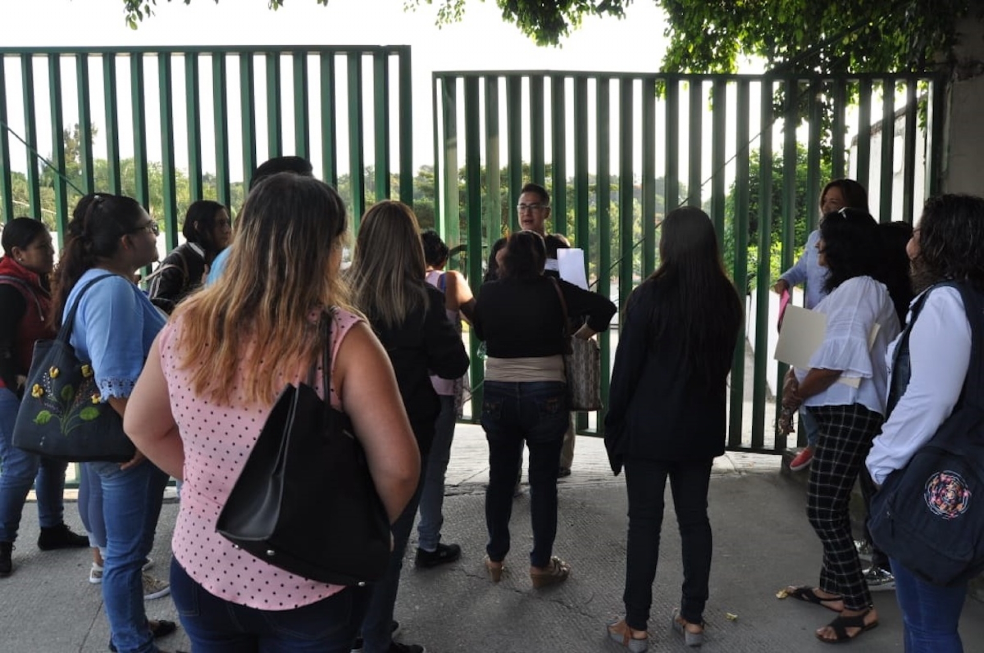 Casi todos los maestros convocados acudieron a evaluación el fin de semana: IEBEM