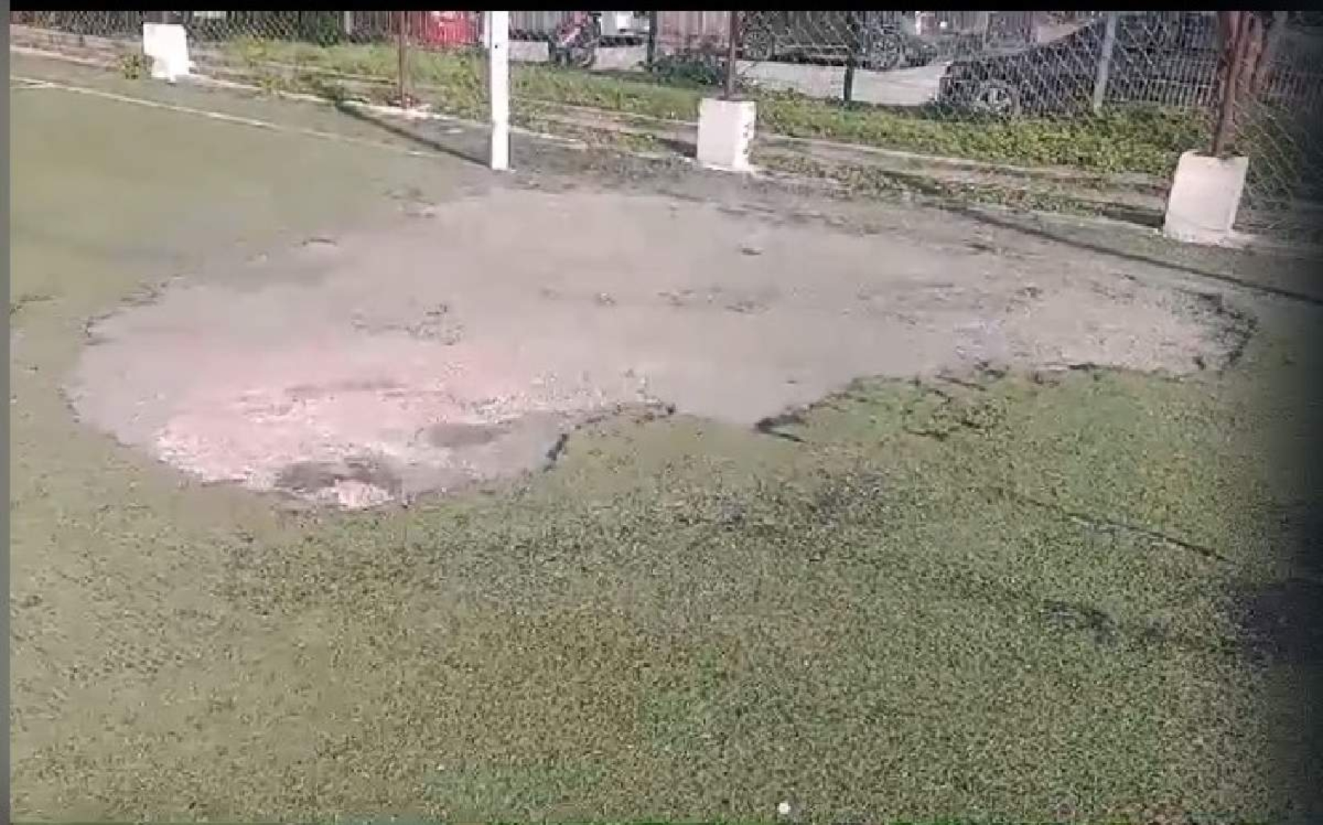 Piden mantenimiento para el campo deportivo de Galeana