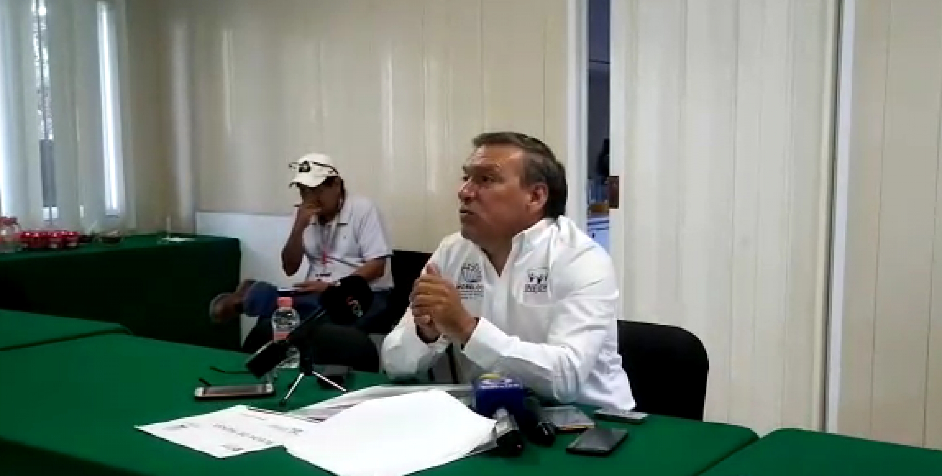 Llama Ineiem a maestros y directivos a ocupar salones, tras reconstrucción