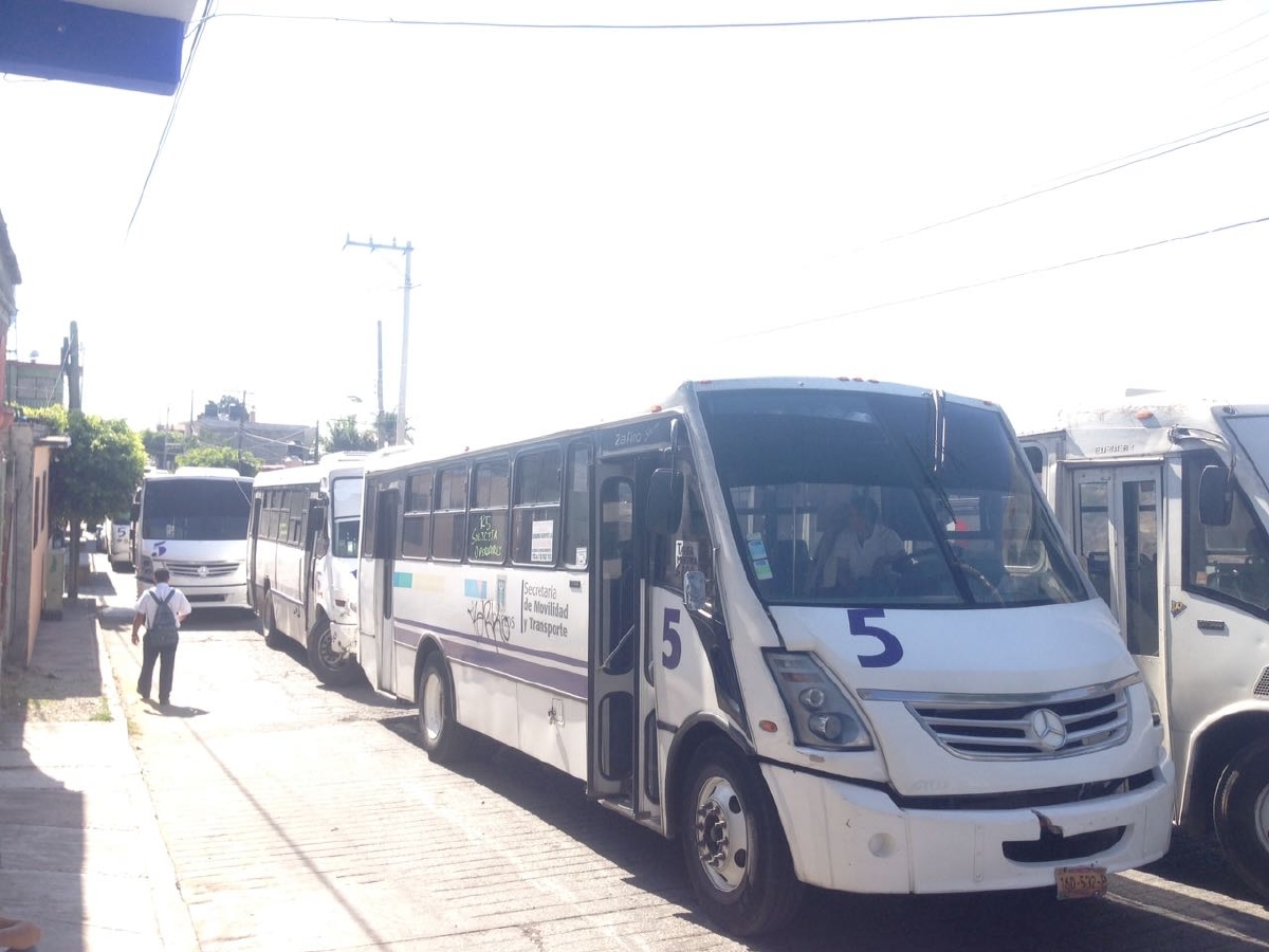Choferes de la Ruta 5 pararon labores; exigen mejores condiciones de trabajo