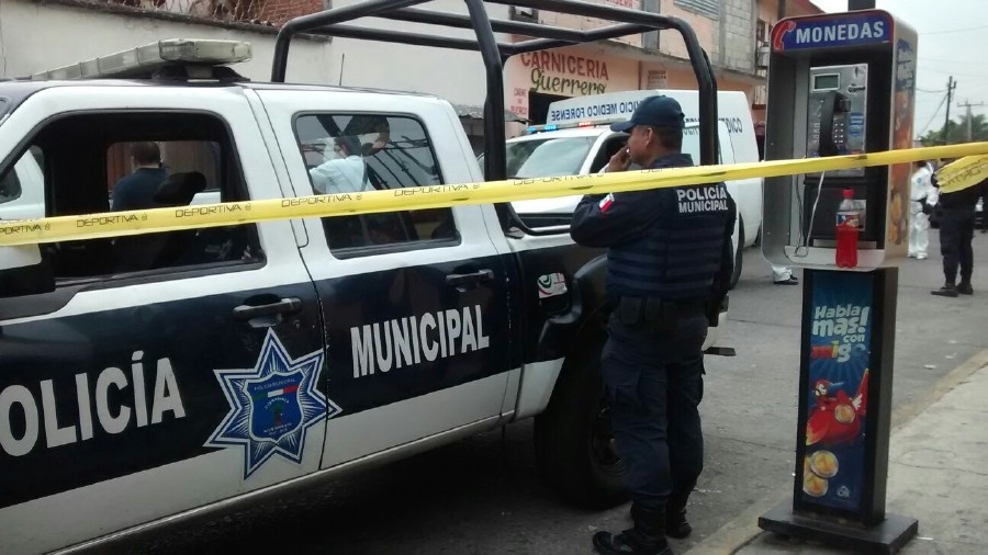 De forma casi simultánea, un grupo armado asesinó a dos comerciantes