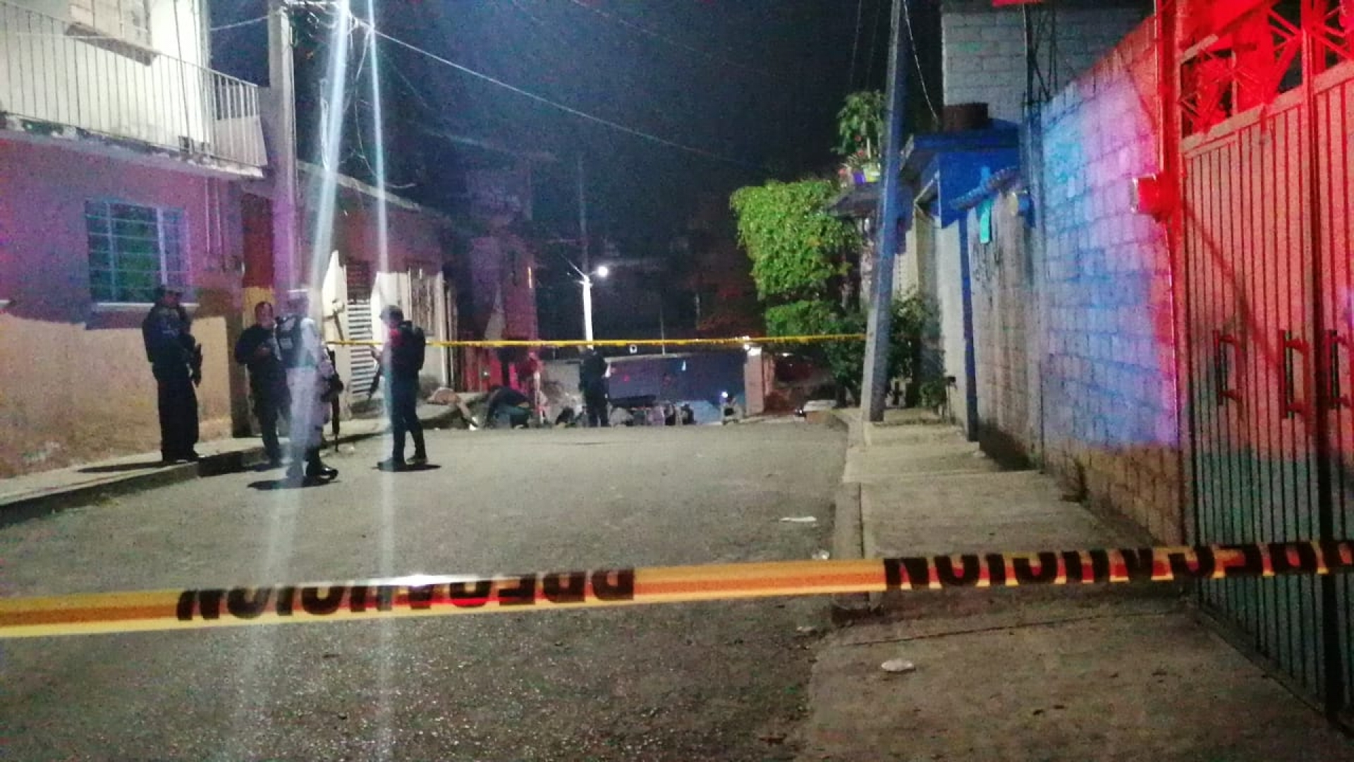Disparan y matan a dos hombres en Ampliación Tejalpa