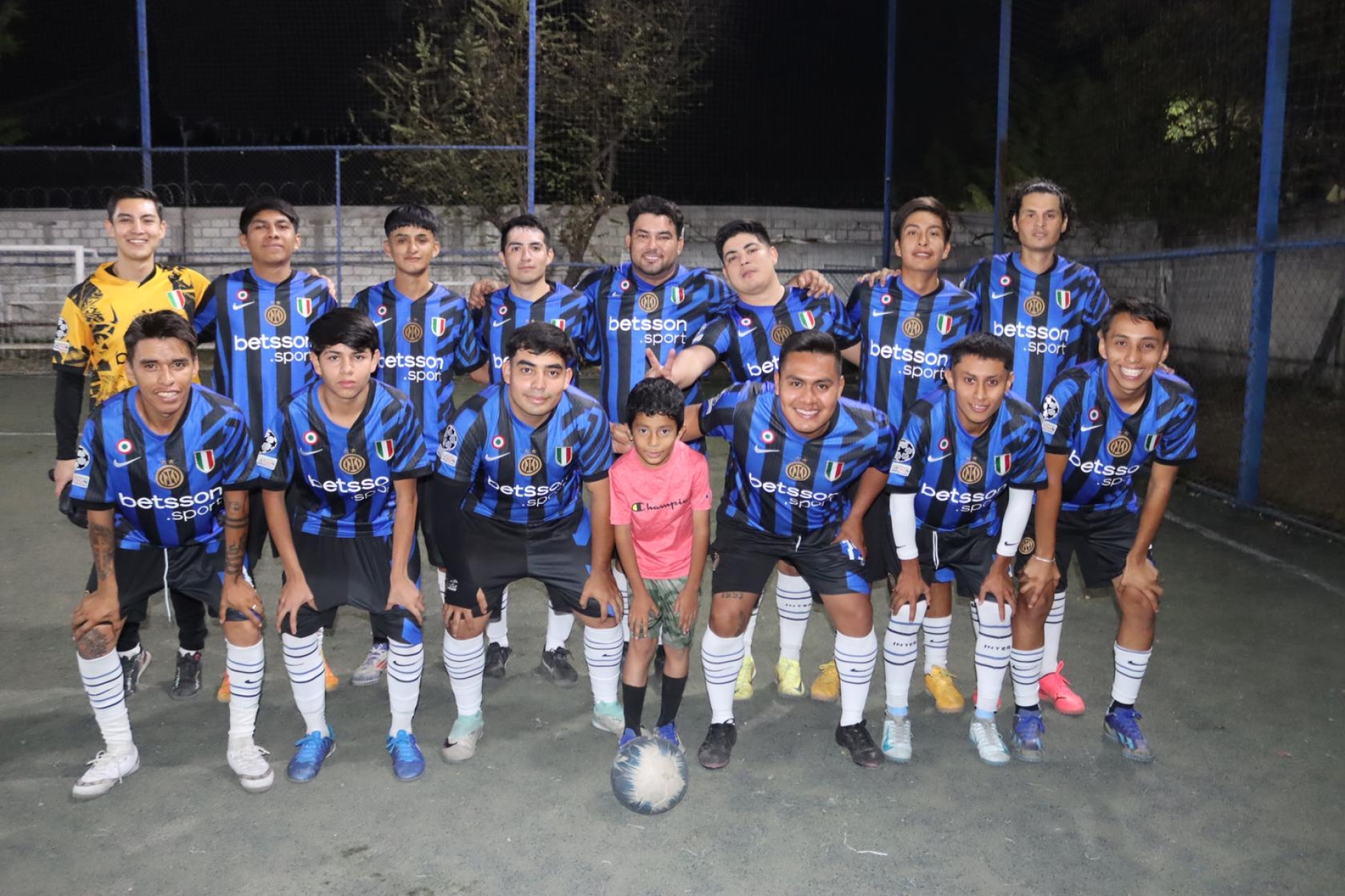 Mantiene el liderato