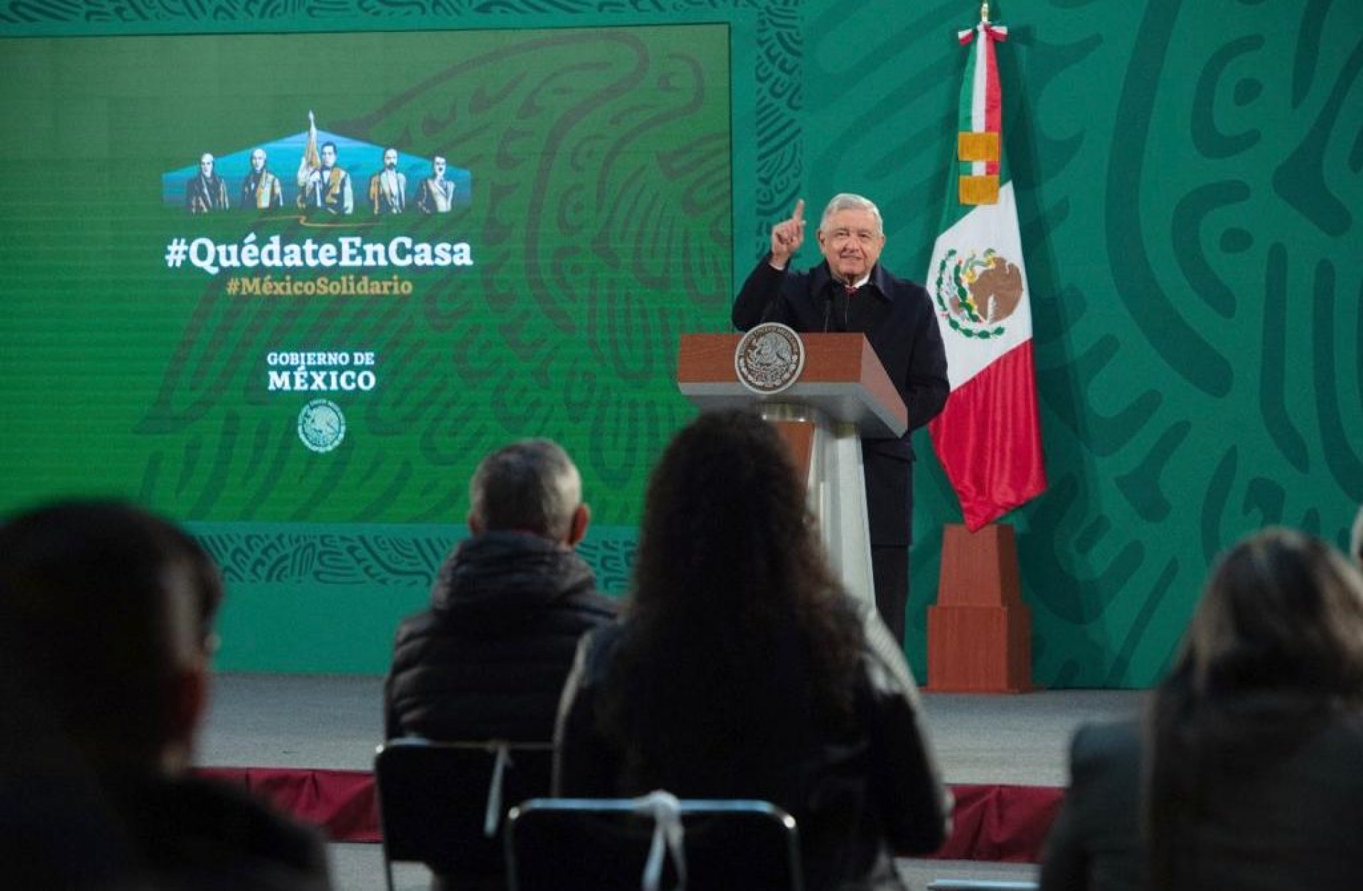 AMLO se pondrá la vacuna contra COVID-19 de CanSino en febrero