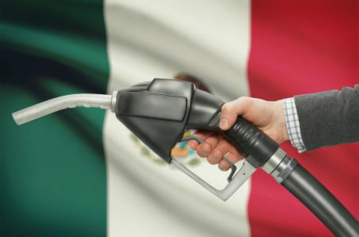 Mexicanos, los que más gastan en gasolina en el mundo