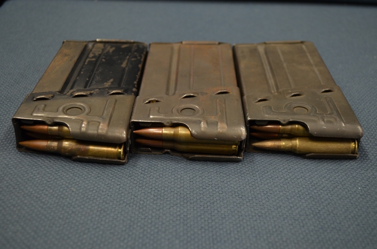 Llevaba tres cargadores de arma de fuego y 58 cartuchos