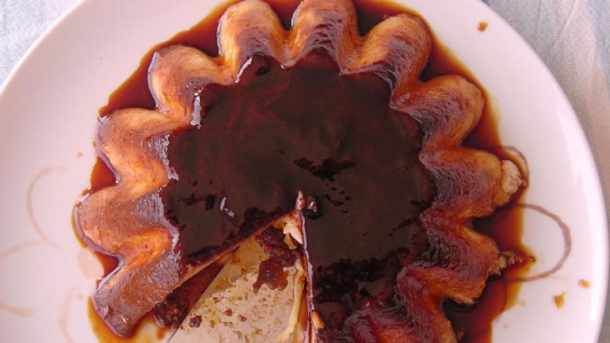 Festeja a papá con un rico flan de café, aprende a preparar este postre sin horno