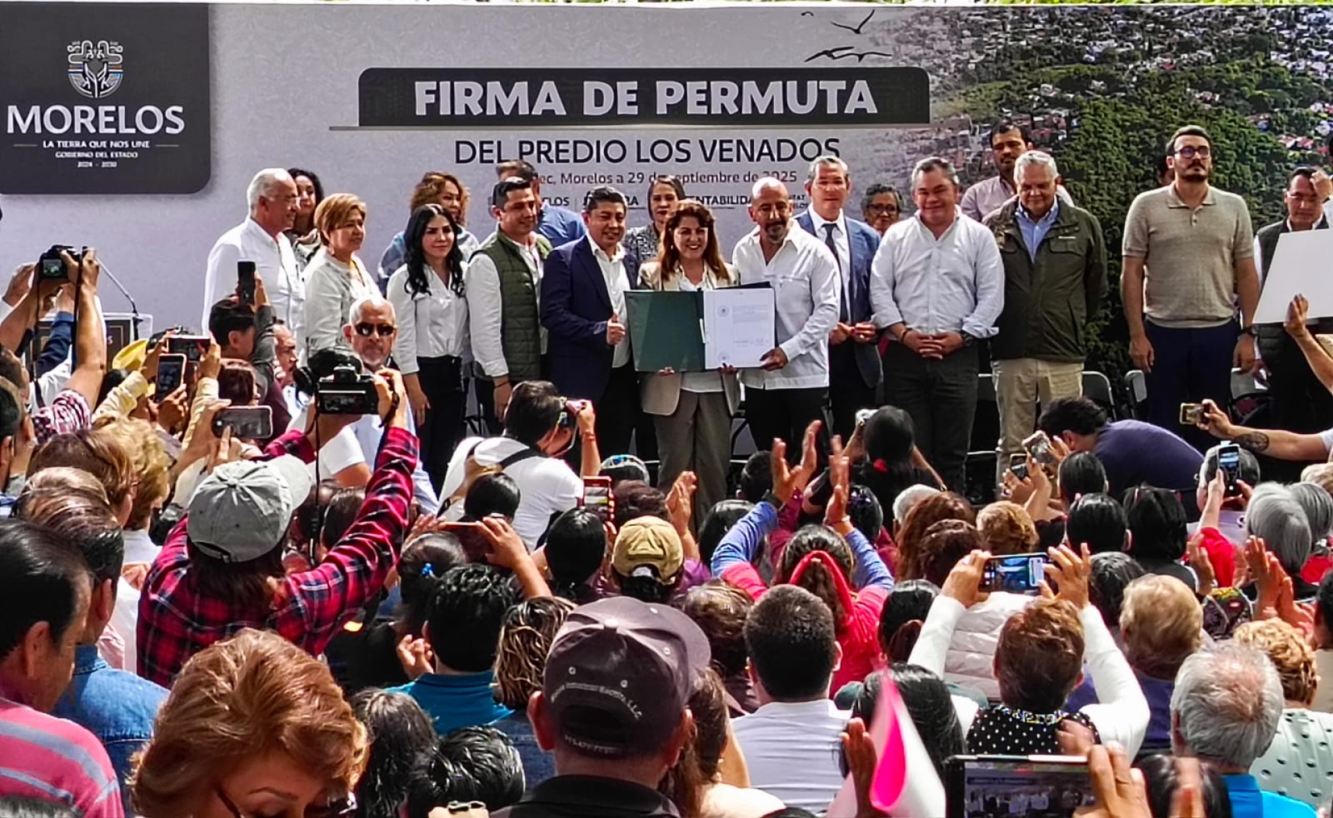 Preside gobernadora Margarita González Saravia acto oficial de firma de permuta del predio 'Los Venados', en Jiutepec