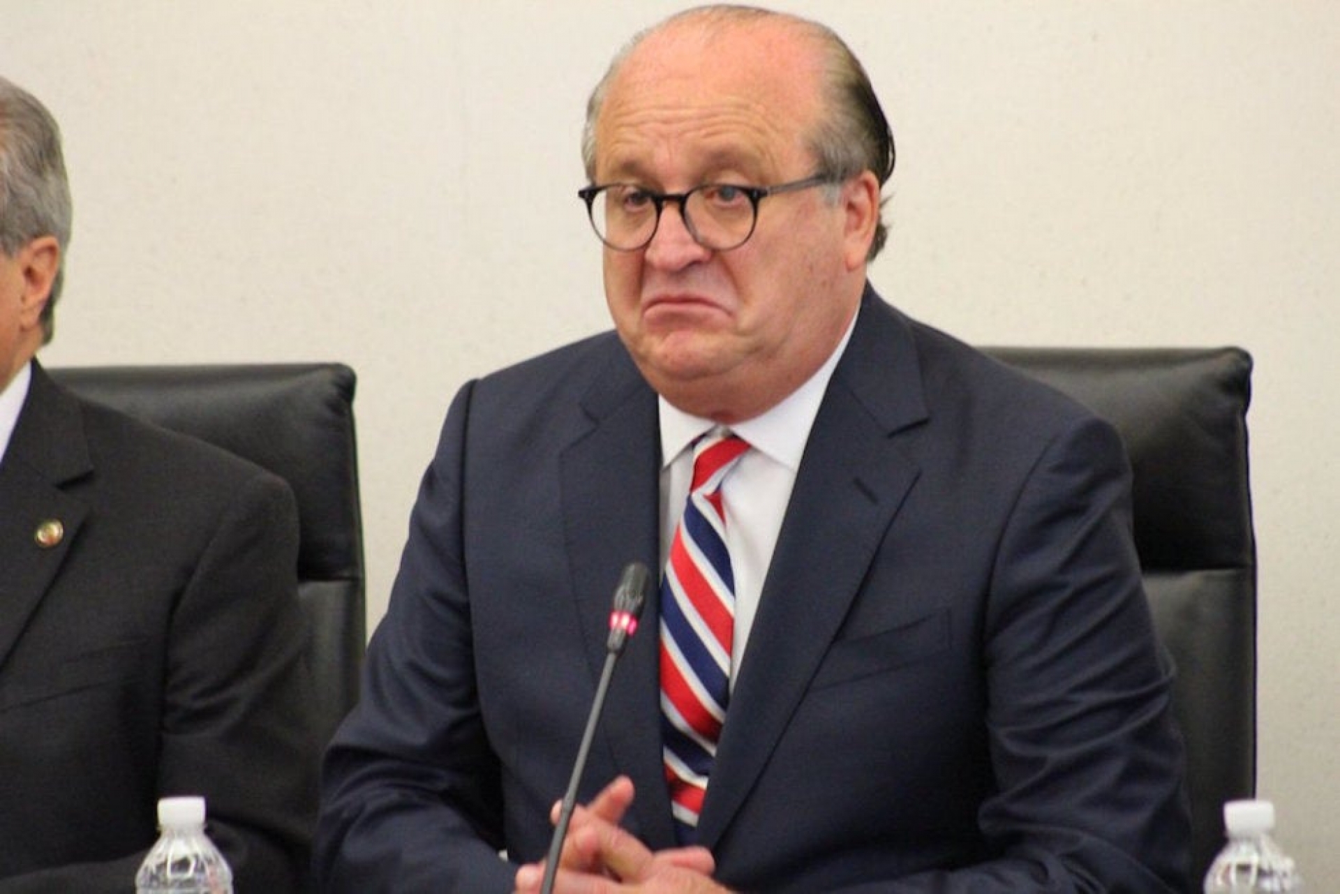 Avanzan denuncias contra Graco: Becerra