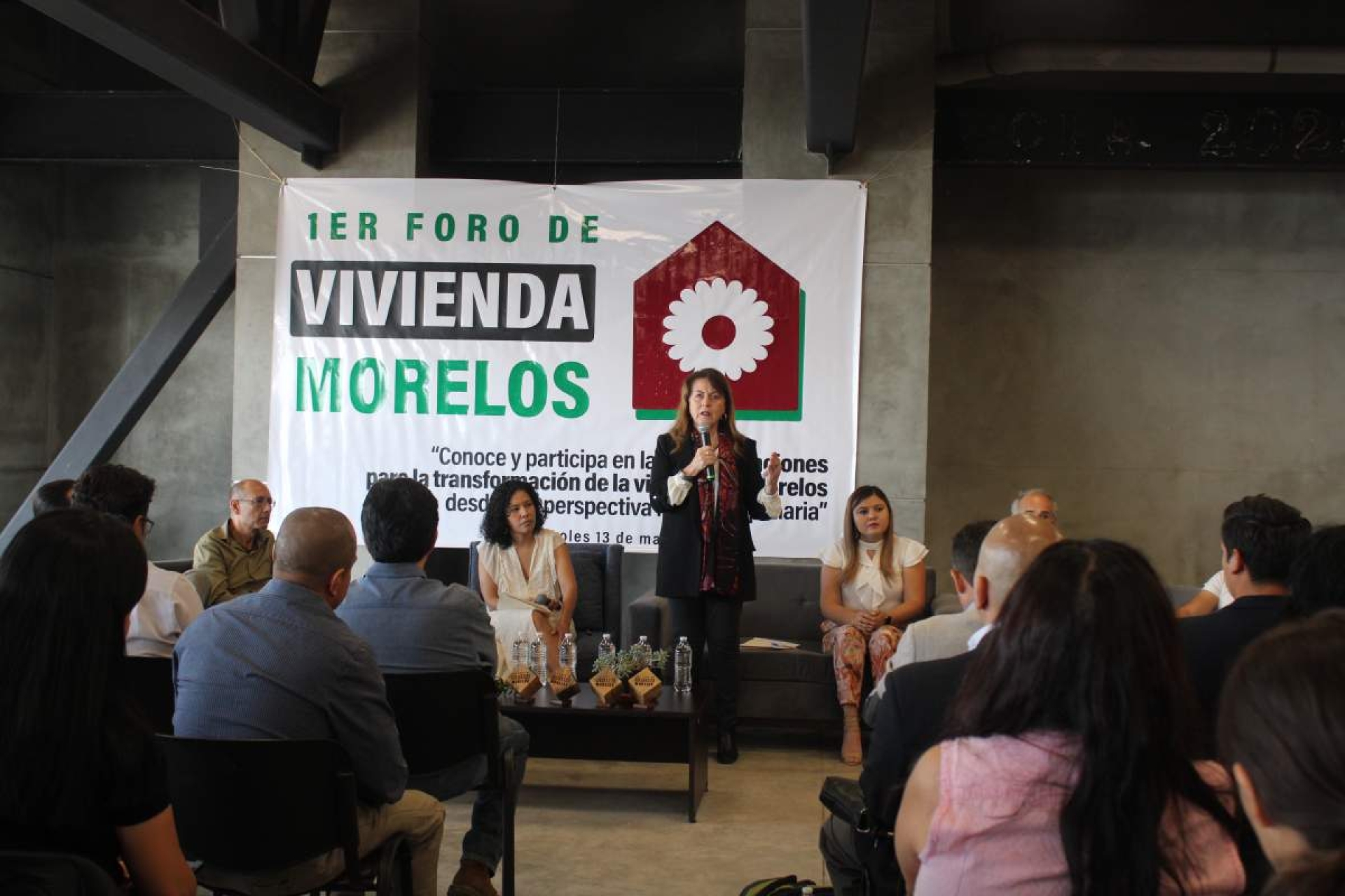 Pide Margarita González poner alto a 'campañas negras'