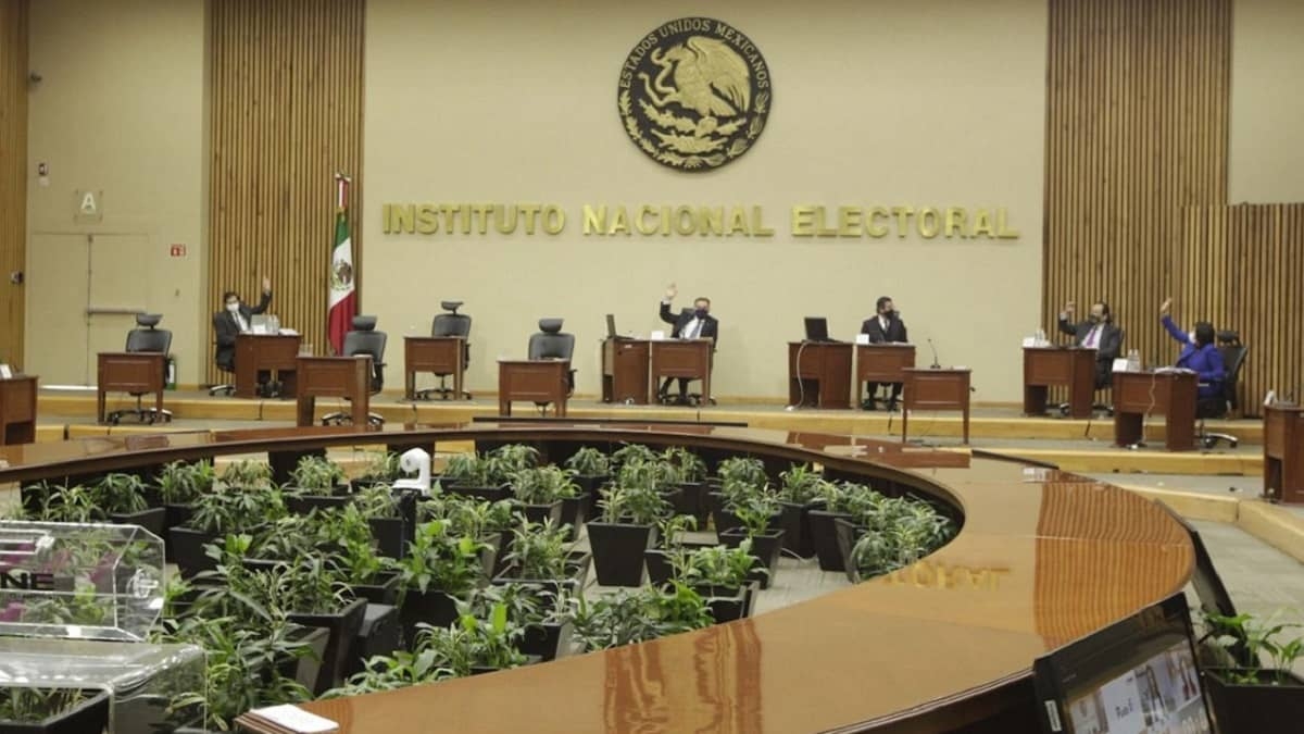 INE quitará registro a candidata de Morena en San Luis Potosí