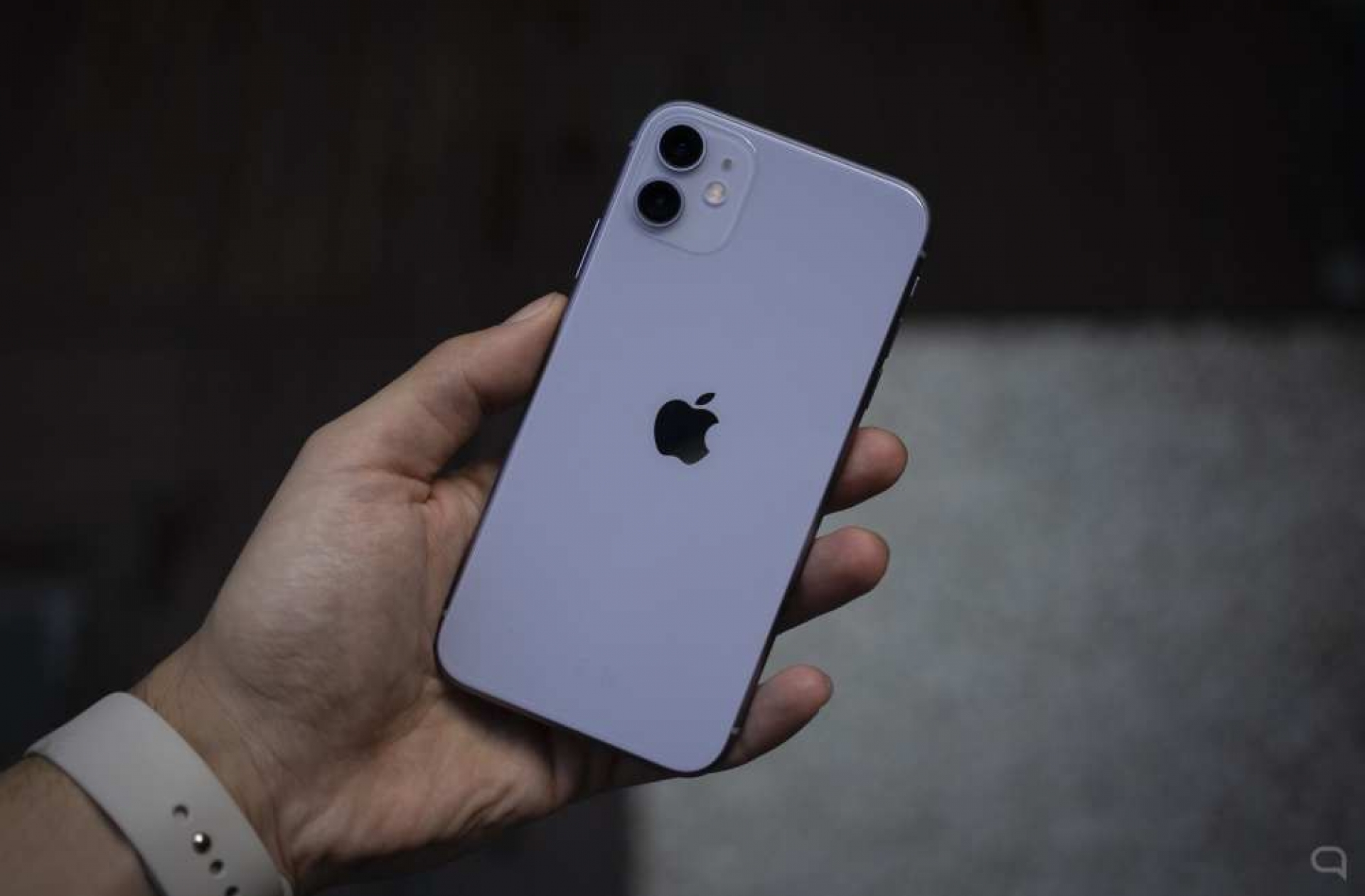Por mayor demanda, Apple pide aumentar producción del iPhone 11: Nikkei; alista nuevo modelo SE