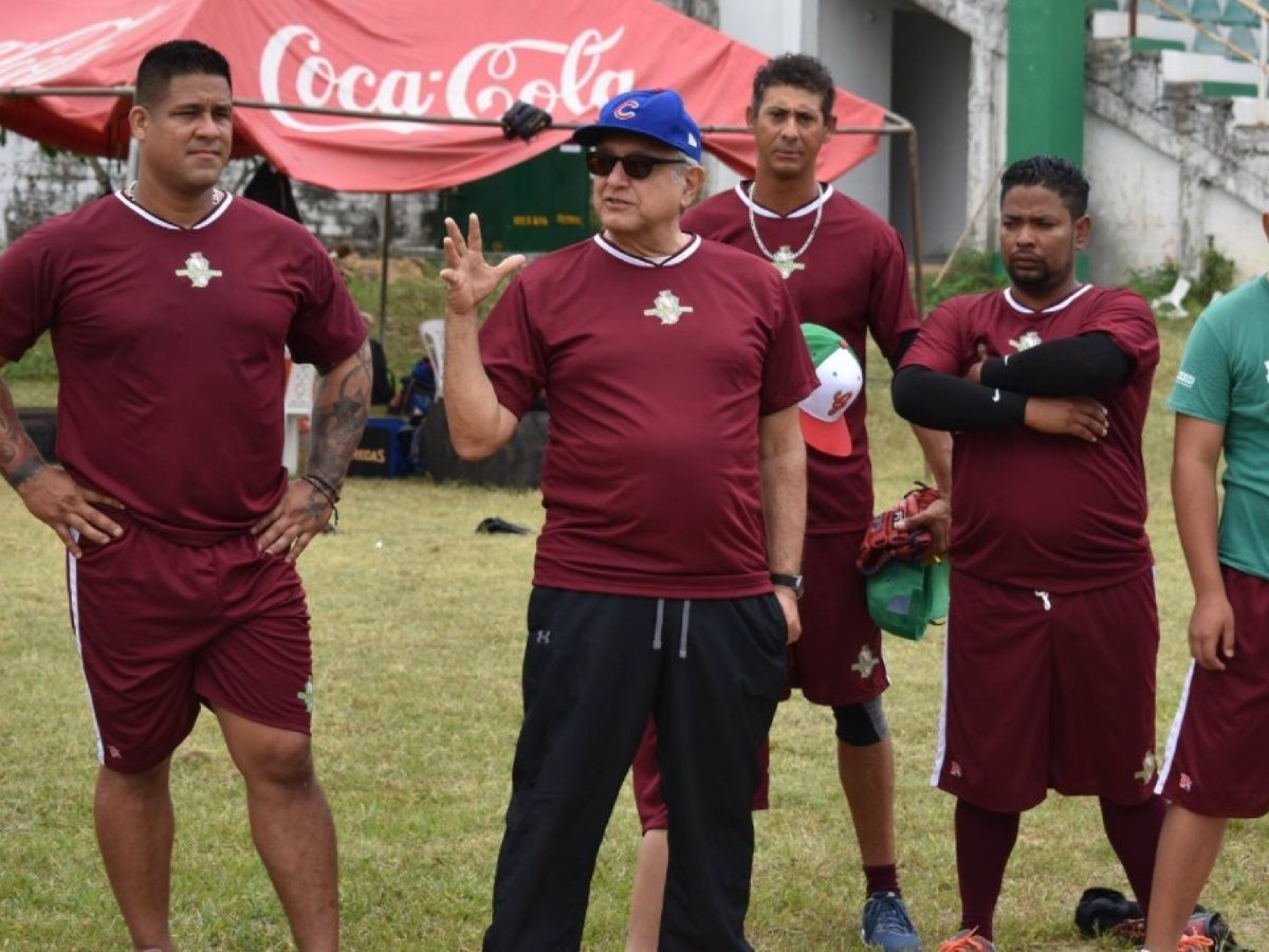 AMLO acusa "calumnia" por vincular a su hermano Pío con remodelación de estadio