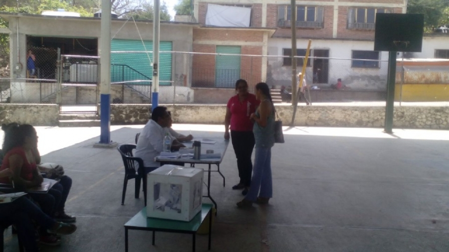 Reportan elecciones en calma en municipios de la zona sur poniente