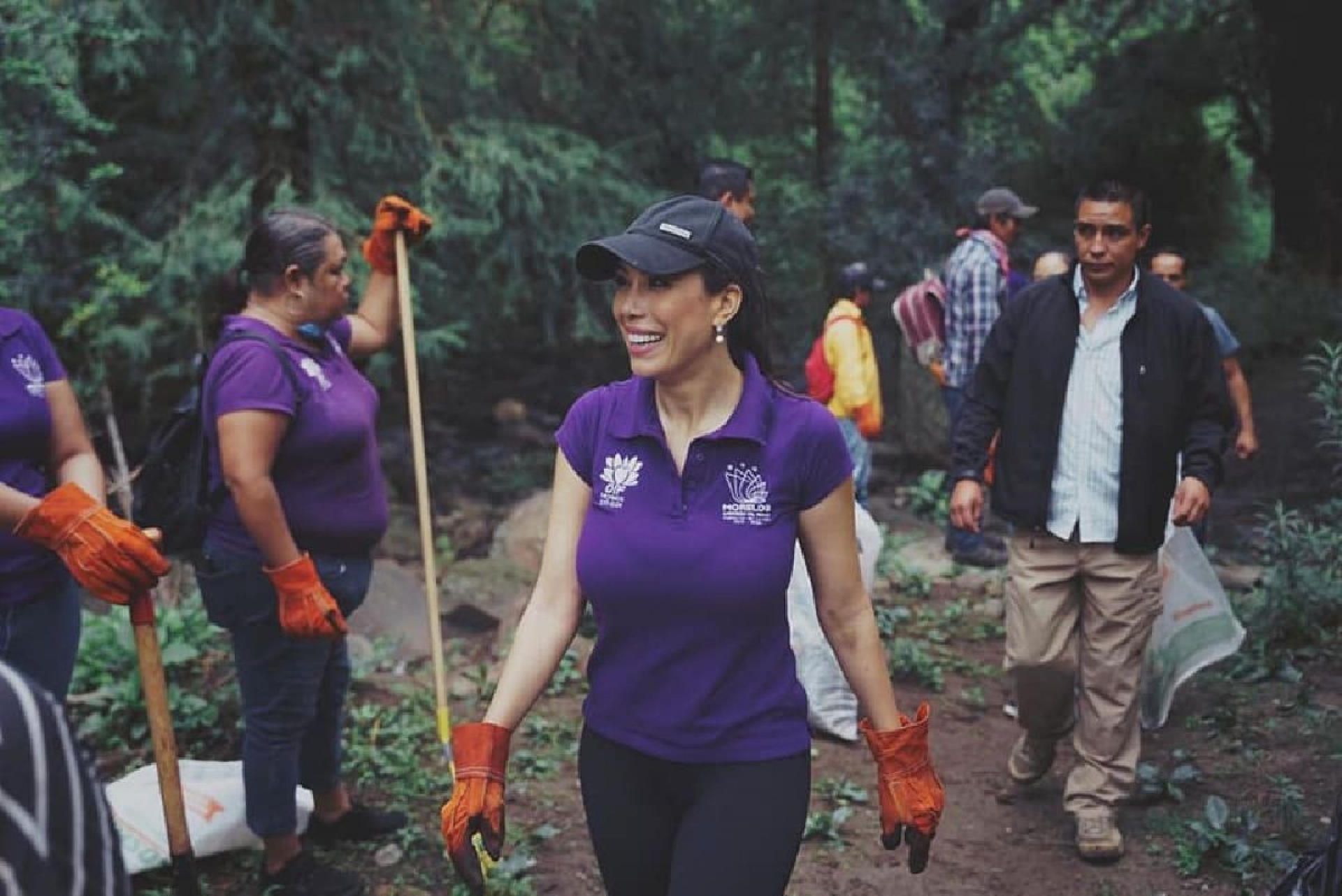 Encabeza Natália Rezende jornada de limpieza y reforestación