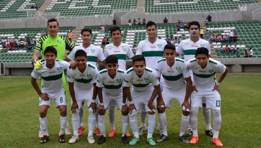 Selva Cañera cae en patio ajeno