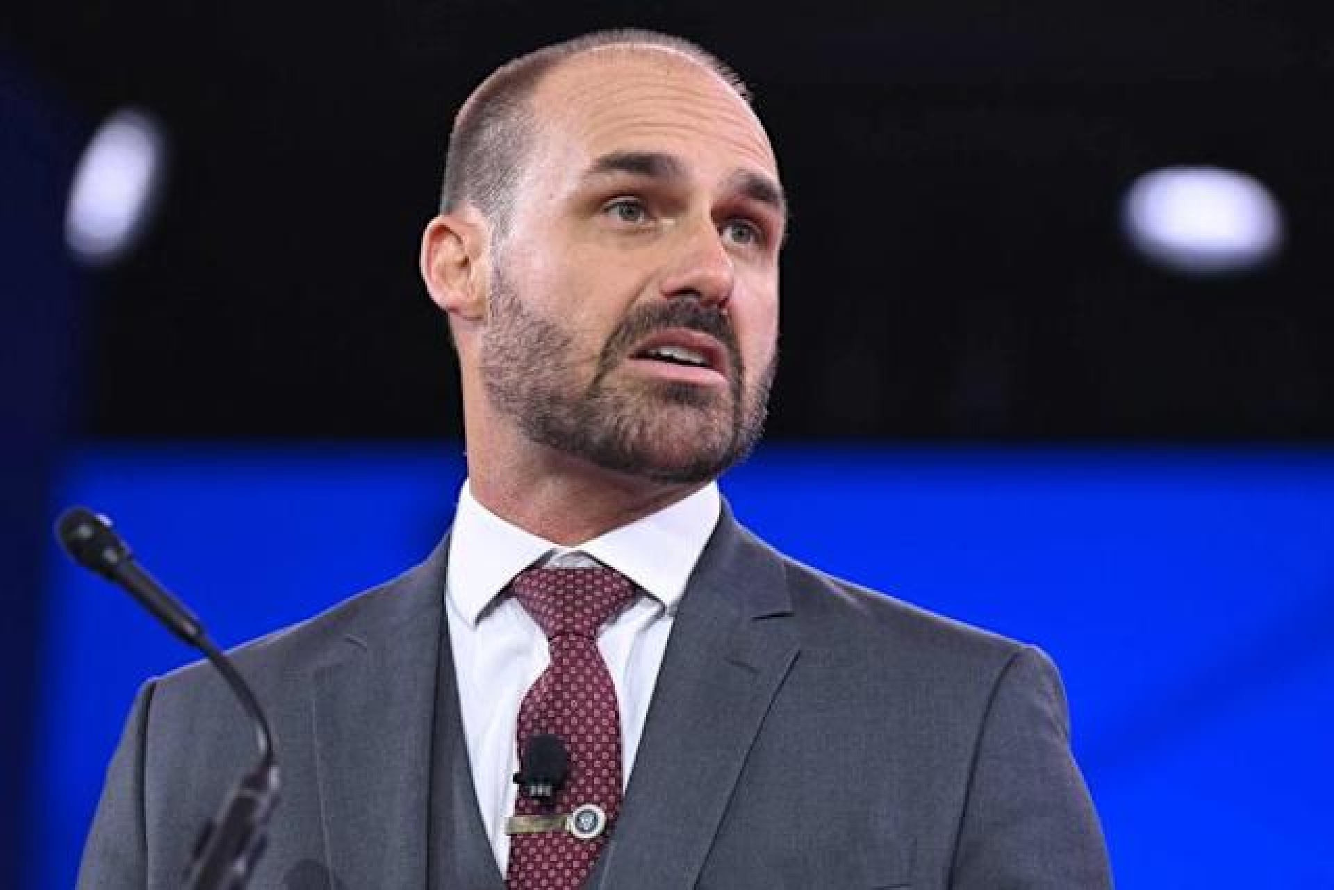 Eduardo Bolsonaro analiza postularse a la presidencia de Brasil en 2026