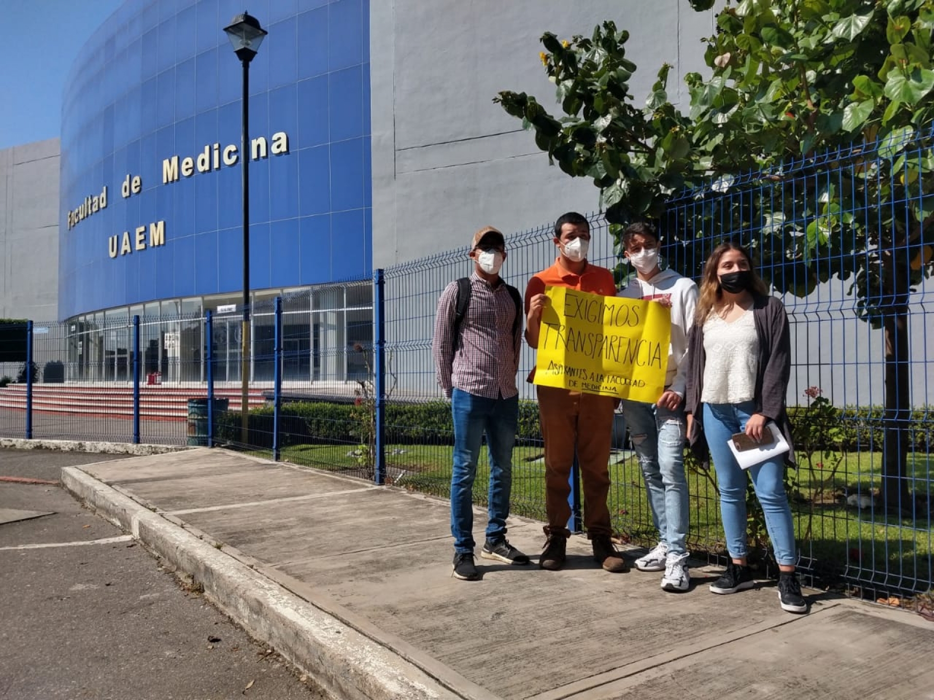 Piden transparentar resultados de examen de admisión a Facultad de Medicina de UAEM