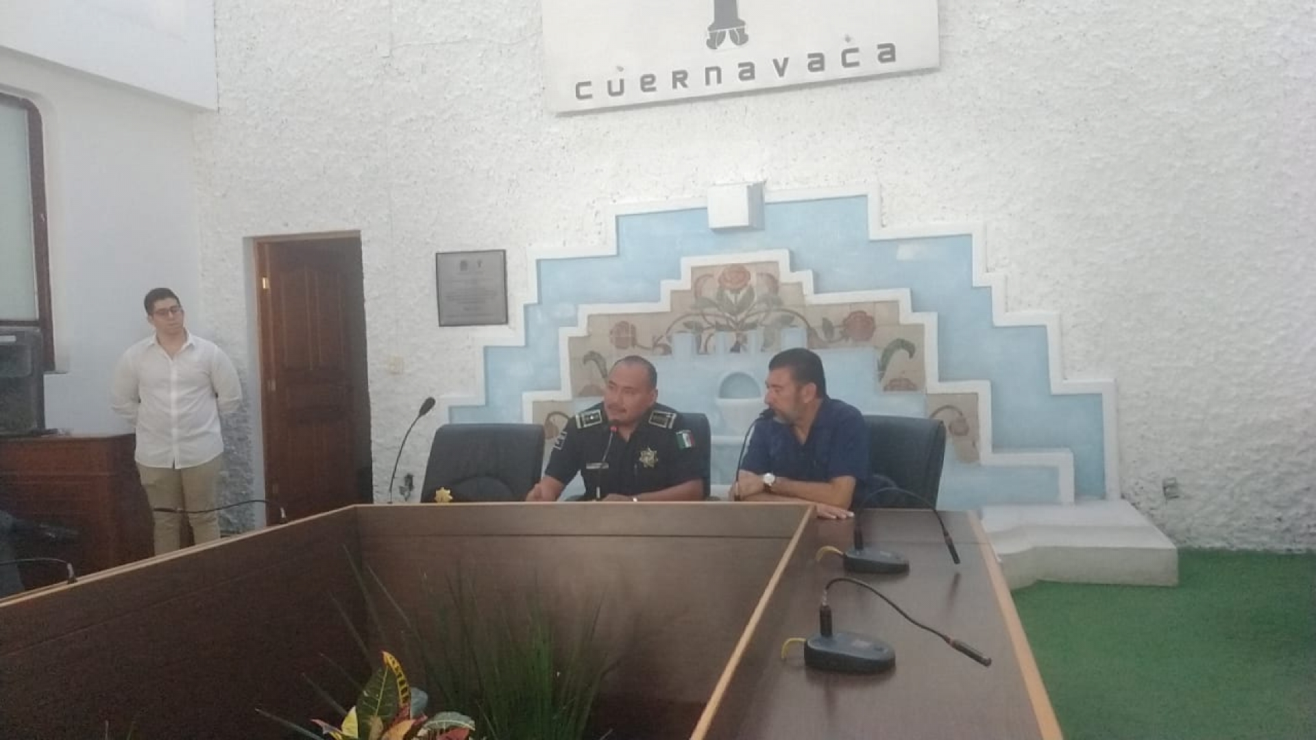 Niegan que exista operativo para detener vehículos con permisos vigentes