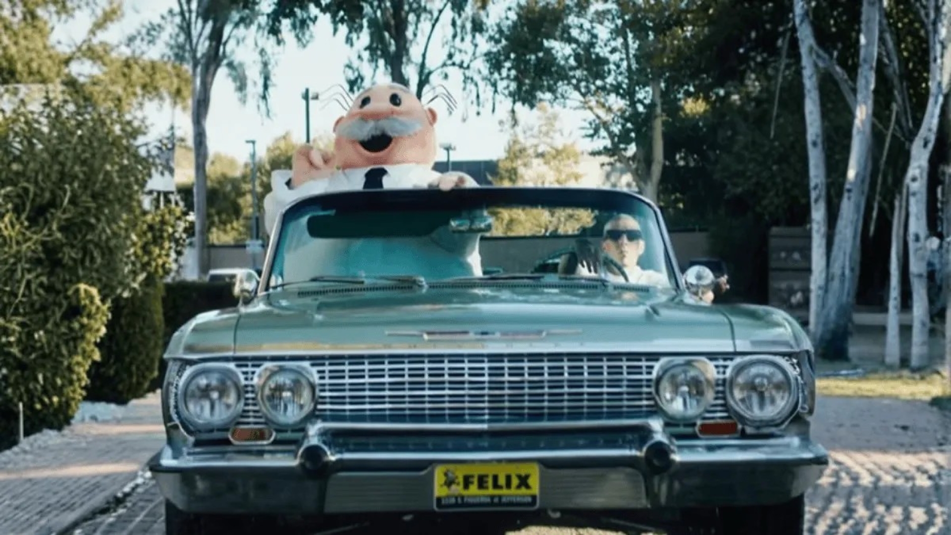 Travis Barker y el Dr. Simi sorprenden con una colaboración inédita: 'Comienza el viaje'