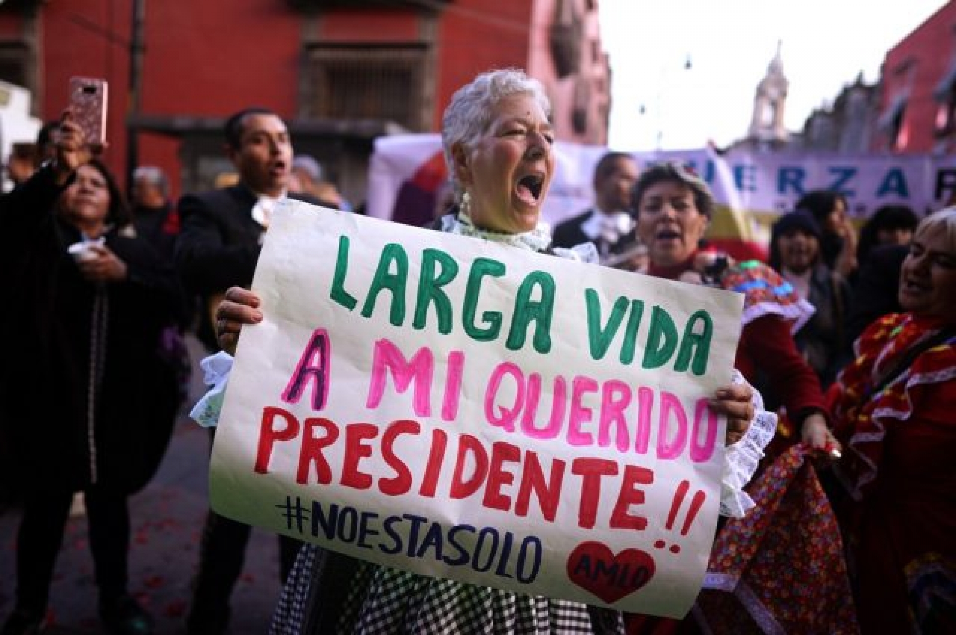 "No hace falta que me traigan serenata por mi cumpleaños": AMLO