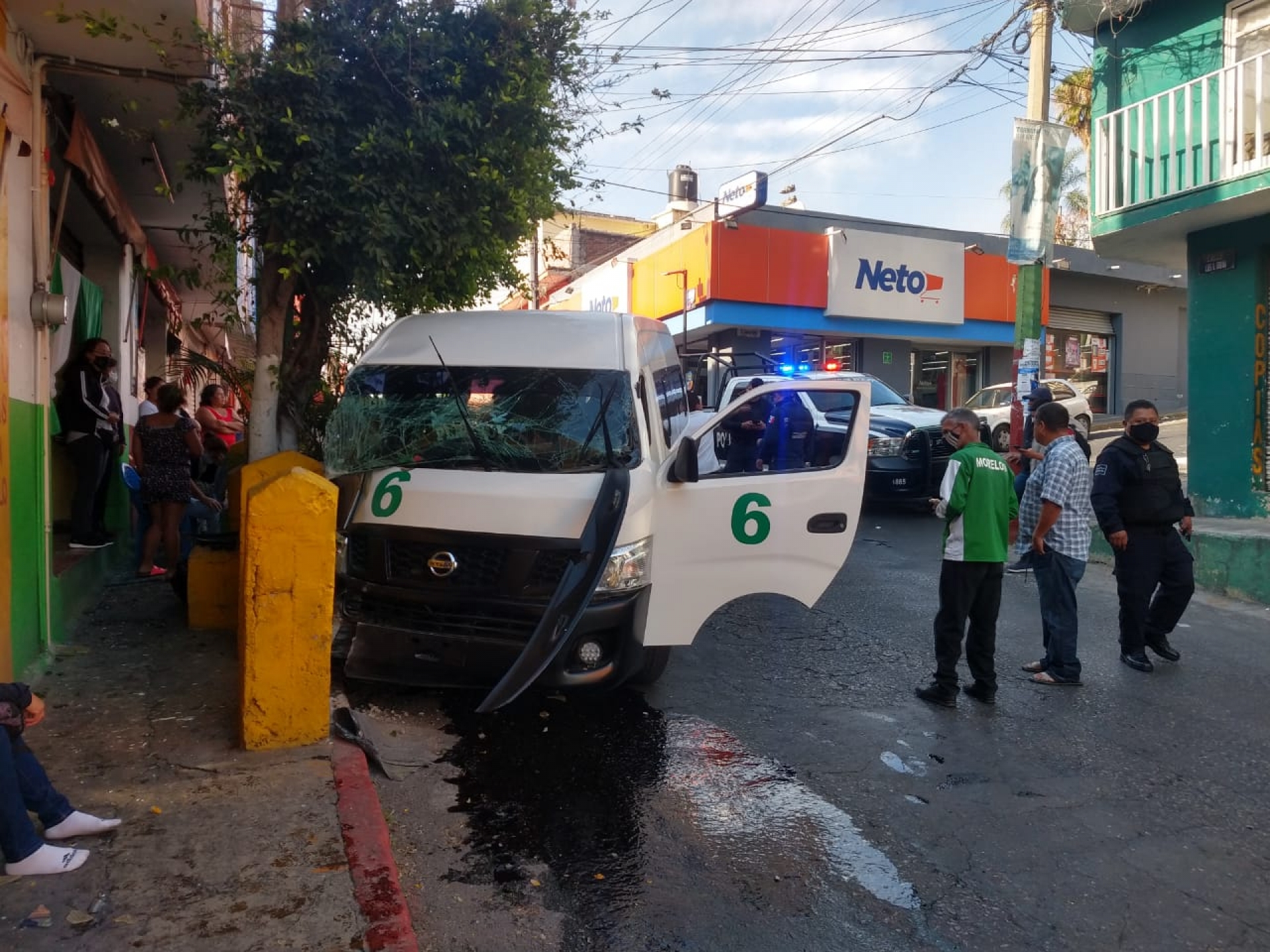 Diez lesionados en accidente de 'ruta 6' en la colonia Carolina