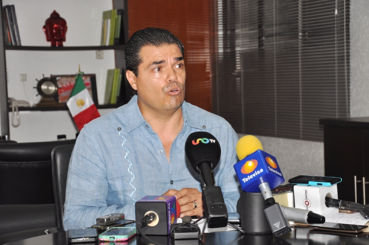 Roberto Yáñez dice ahora que perdió el supuesto contrato con Cuauhtémoc Blanco