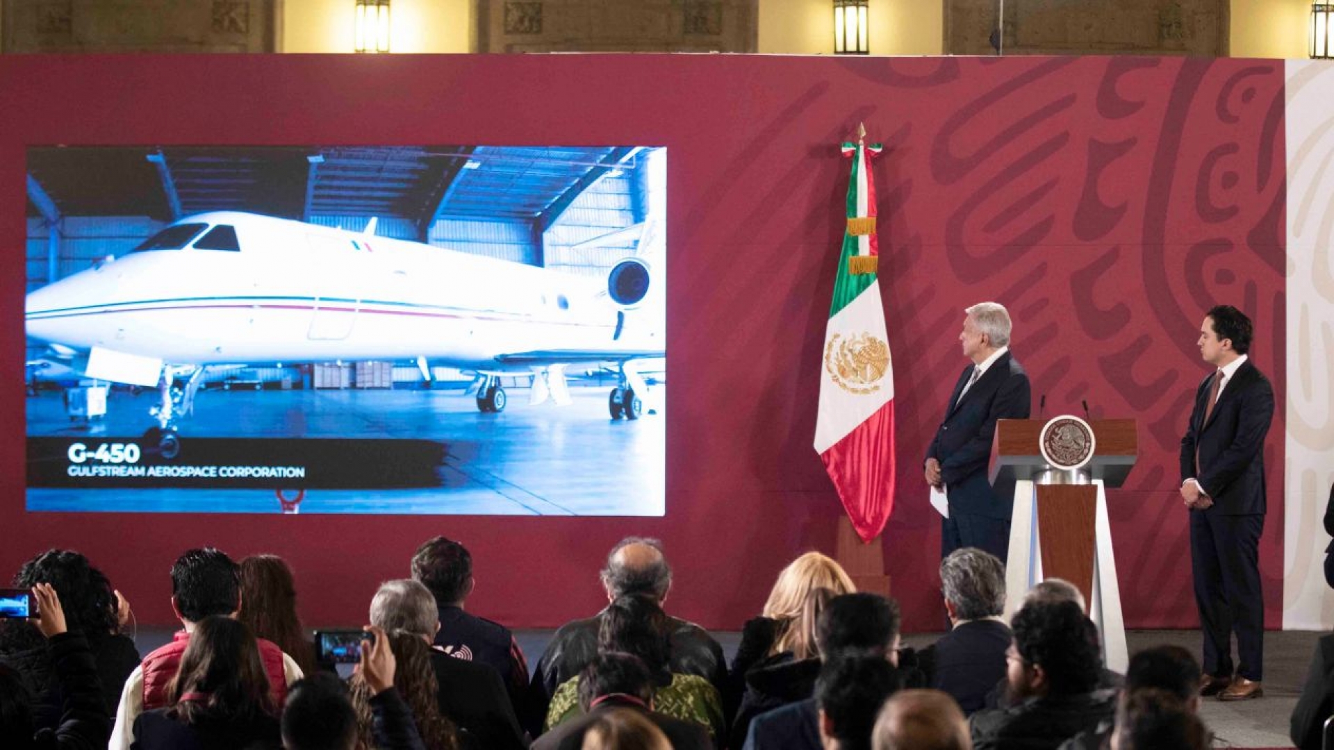 Esto se pagó, así se valuó y con este costo se quiere vender: las cifras del avión presidencial