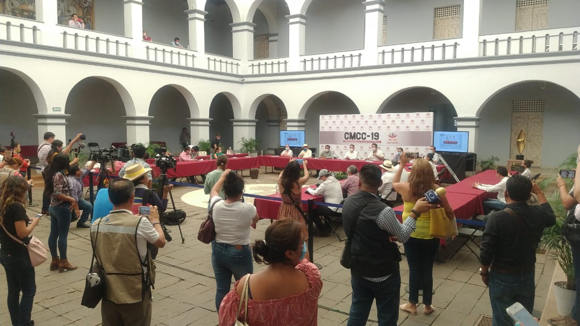 Se reúnen ediles a convocatoria del Idefomm; acuerdan apoyos para atender a la población