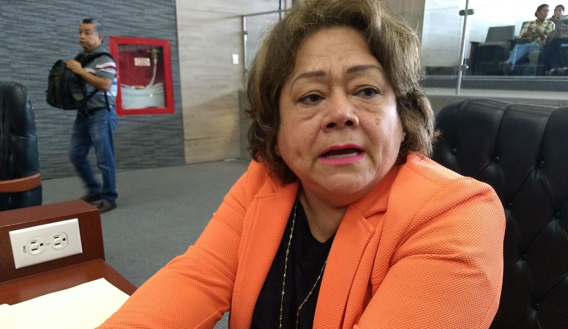 Pedirá diputada atender a transportistas beneficiados con la expedición ilegal de permisos