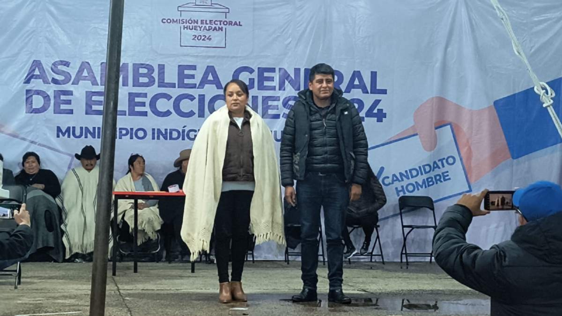 Eligen a Aracely Tapia como vocera del Concejo Indígena de Hueyapan