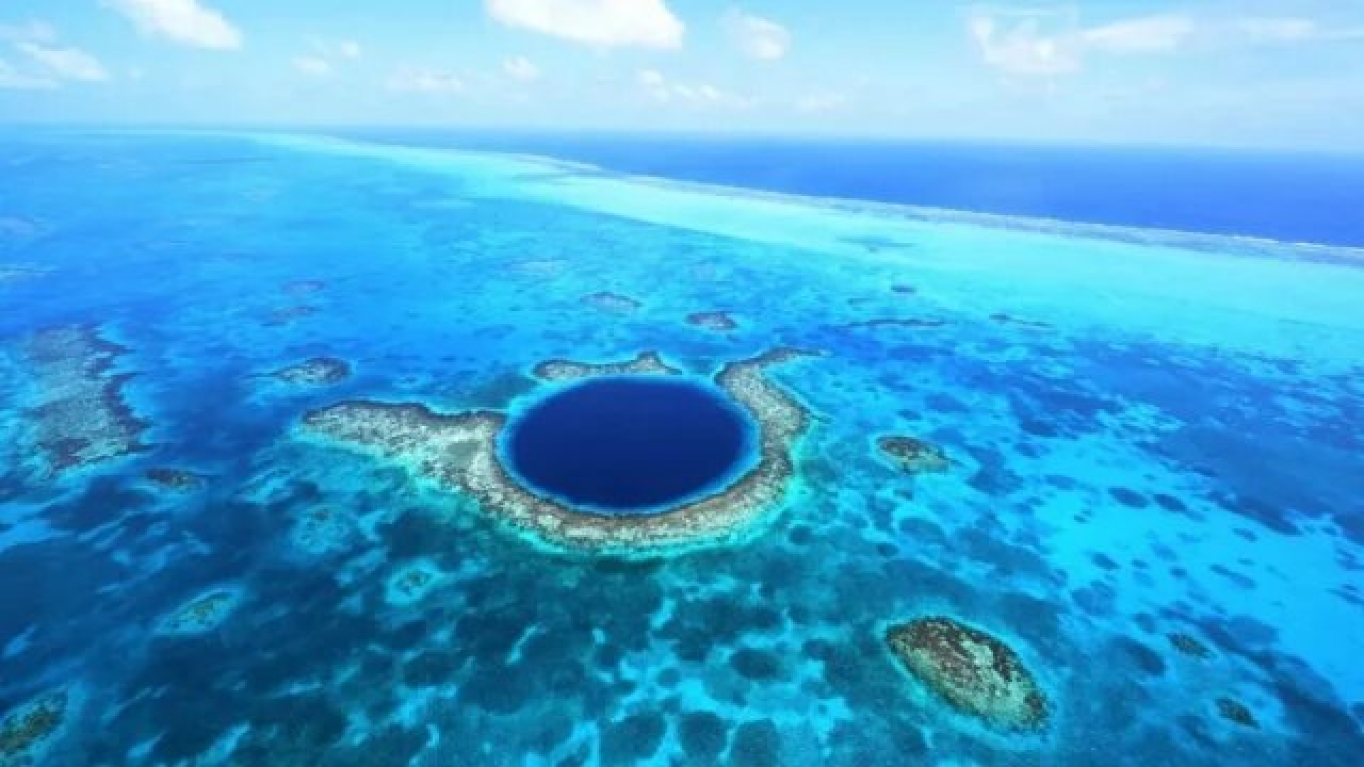 Descubren el agujero azul más grande del mundo en Chetumal