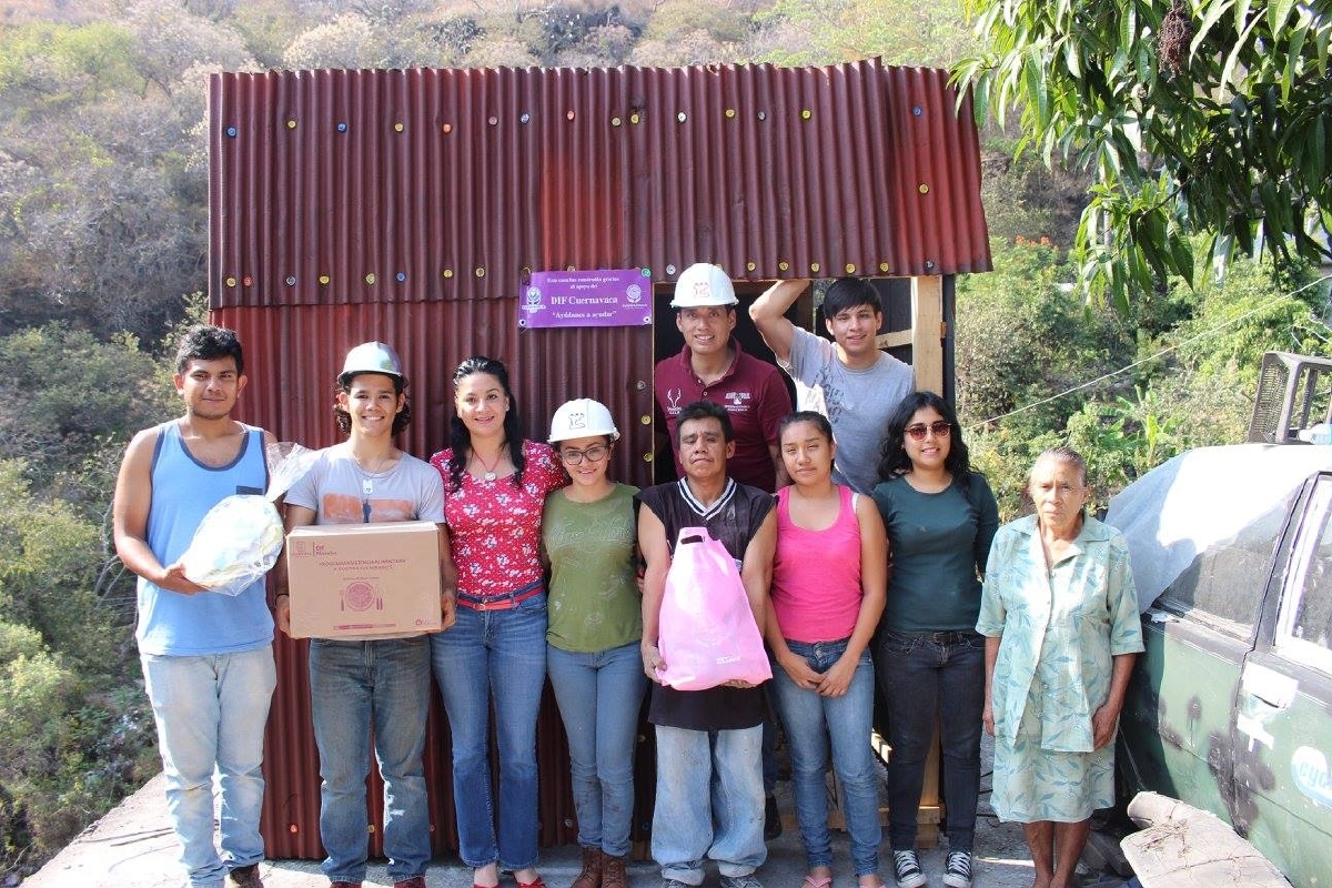 Entrega DIF Cuernavaca primera casa del programa “Operación Lámina”