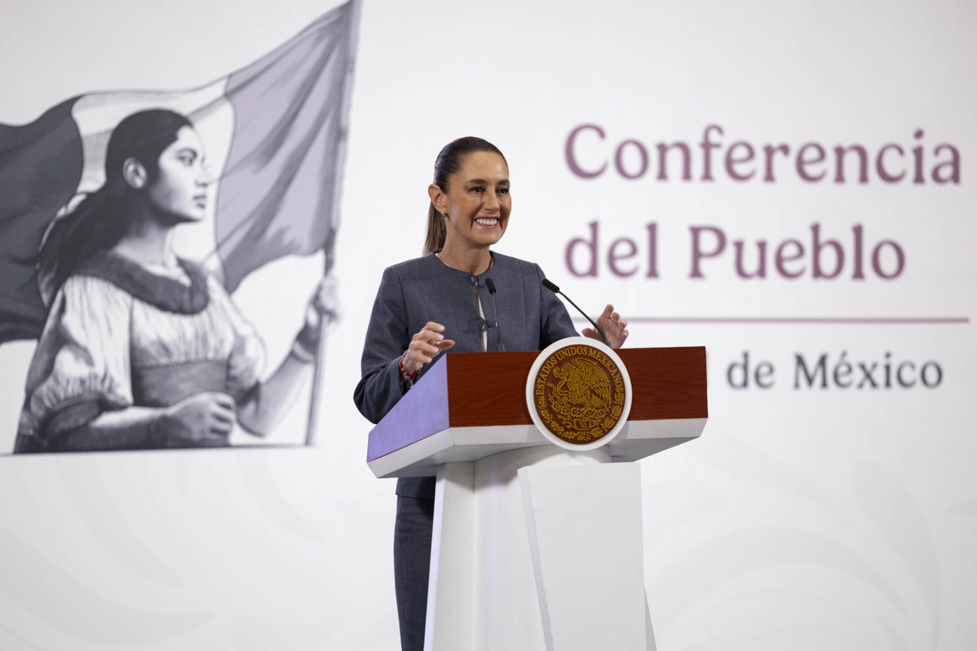 Sheinbaum critica decisión de Corte de EU que protege a fabricantes de armas