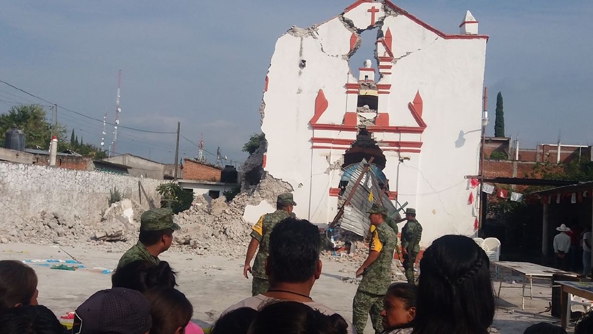 Una persona sin vida y severos daños en edificios deja el sismo en Cuautla