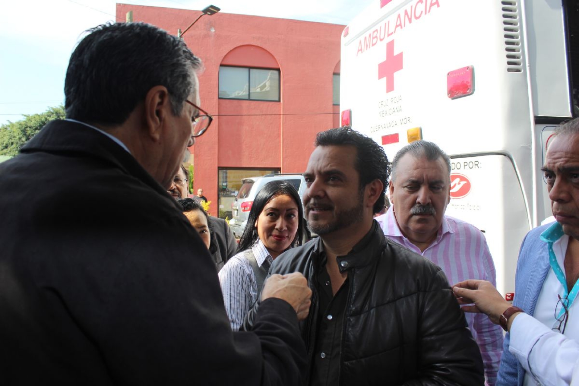 Prioritario, resolver ambulantaje: alcalde