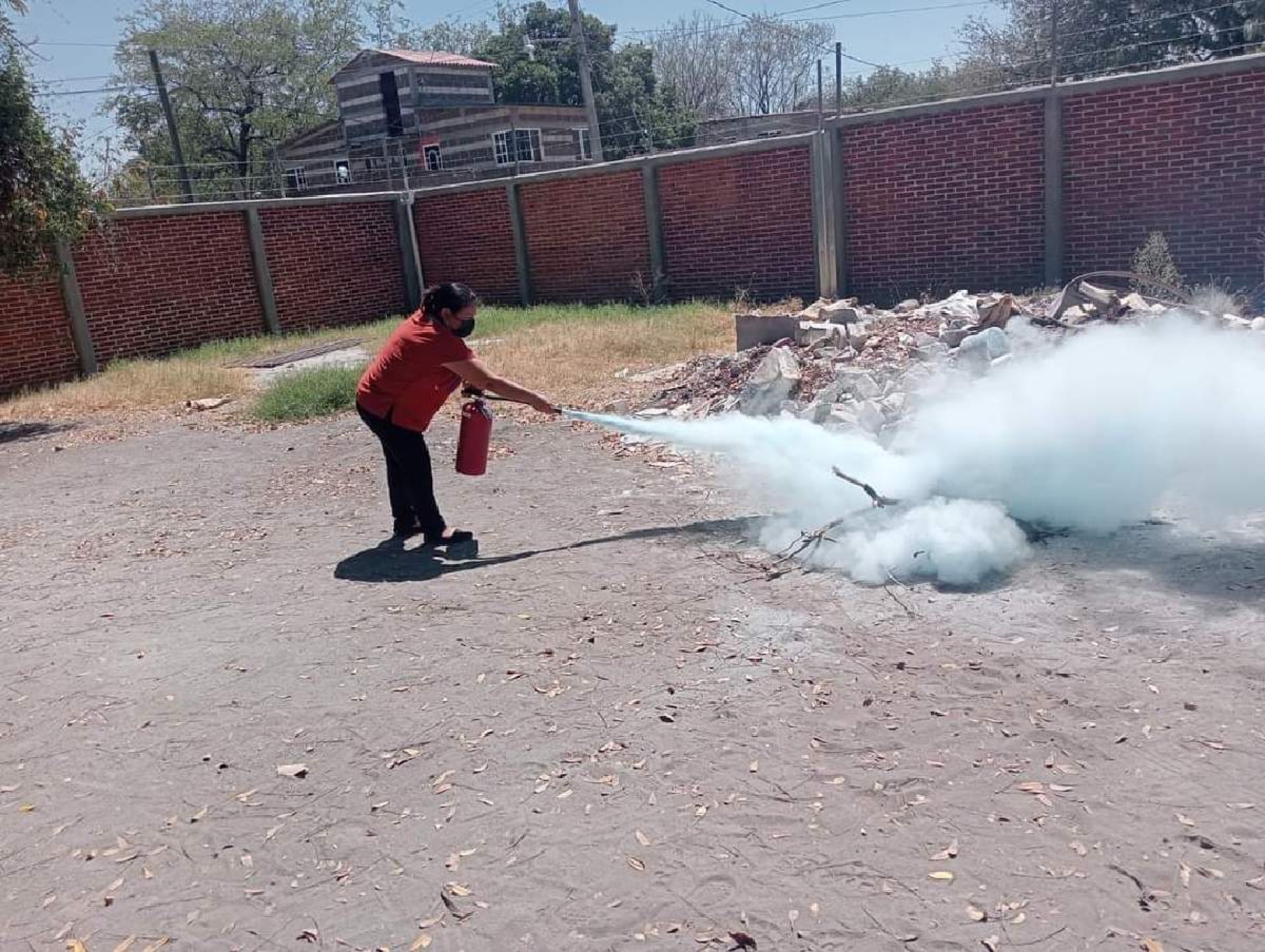 Capacitan a docentes de primerias de Xoxocotla en primeros auxilios